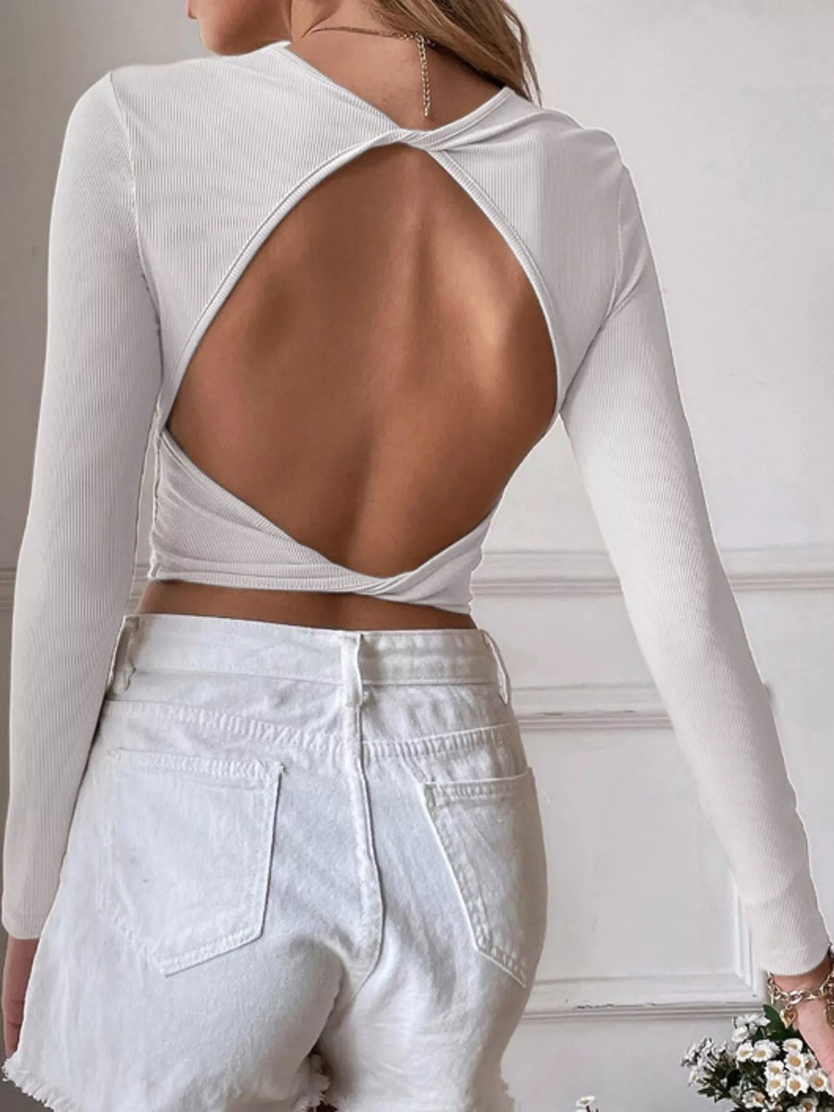 White ribbed crop t-shirt, back view