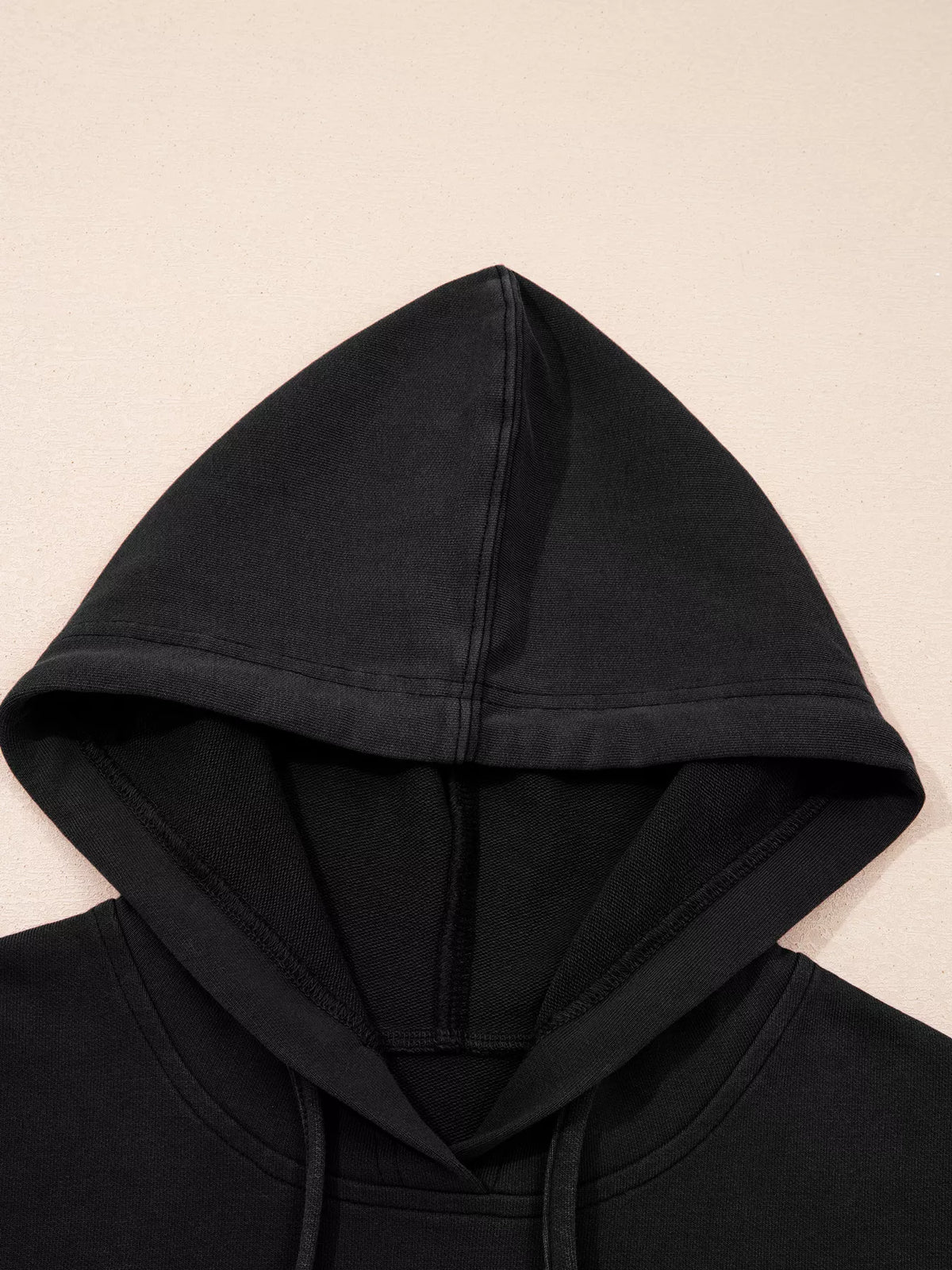 Plaid-sleeve hoodie, black hood detail