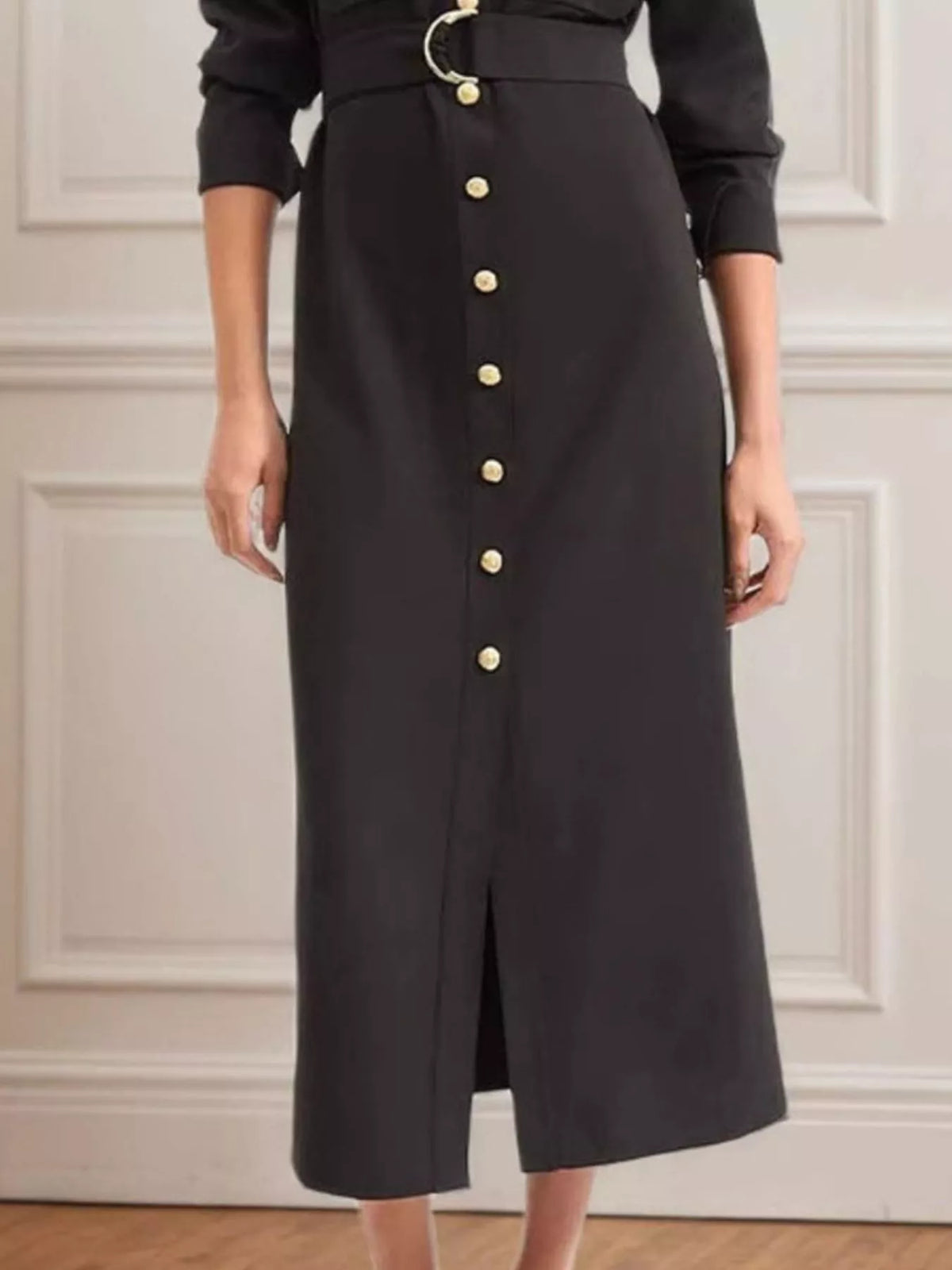 Button Front Midi Dress in black, construction detail