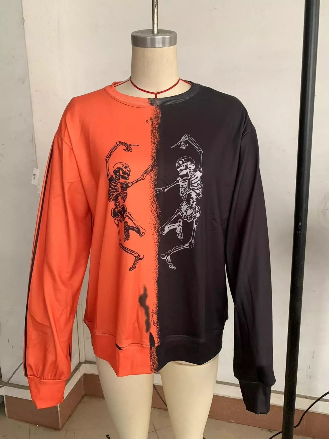 Trendsi Halloween Skeleton Print Color Block Sweatshirt -