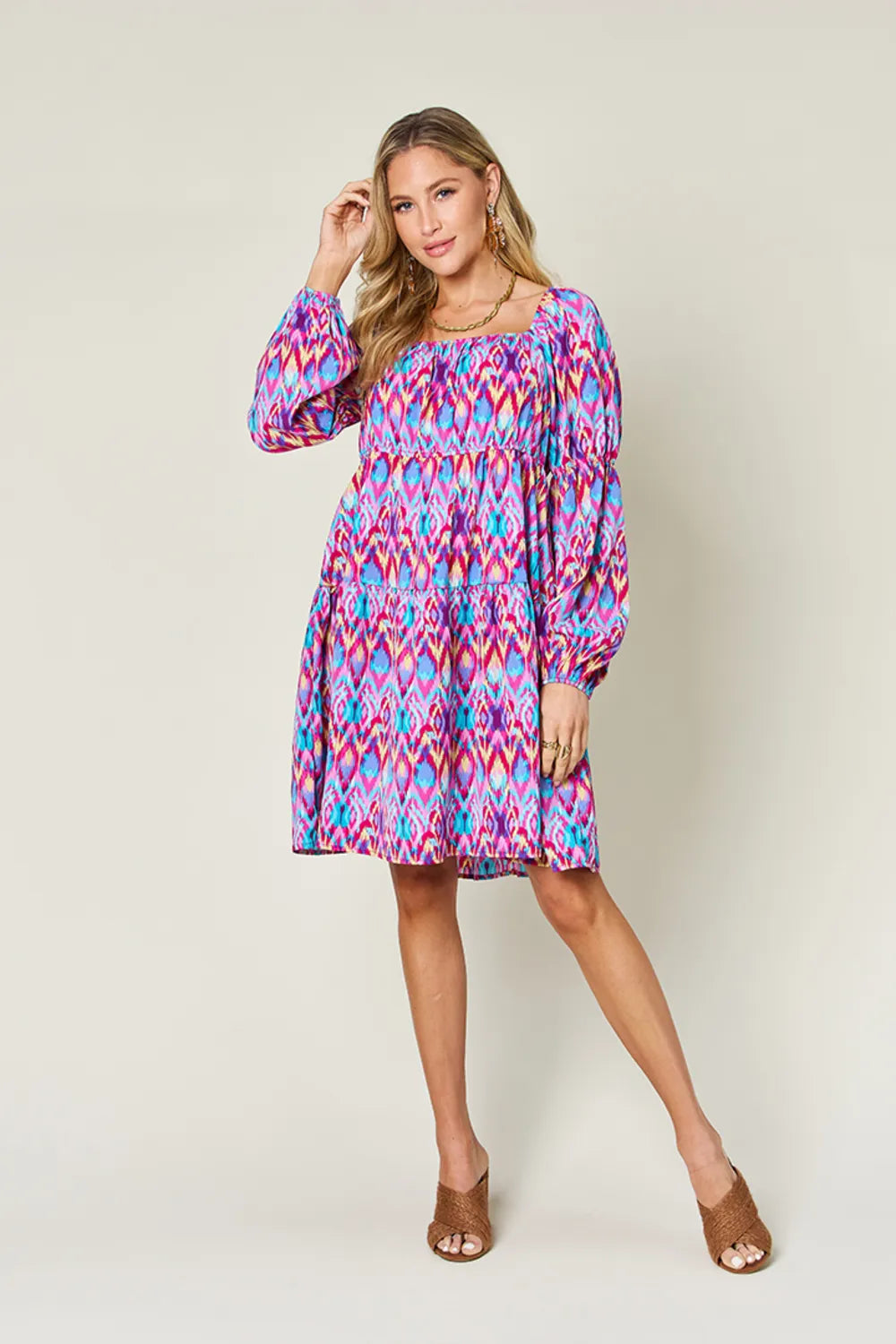 Women's apparel – product view 5