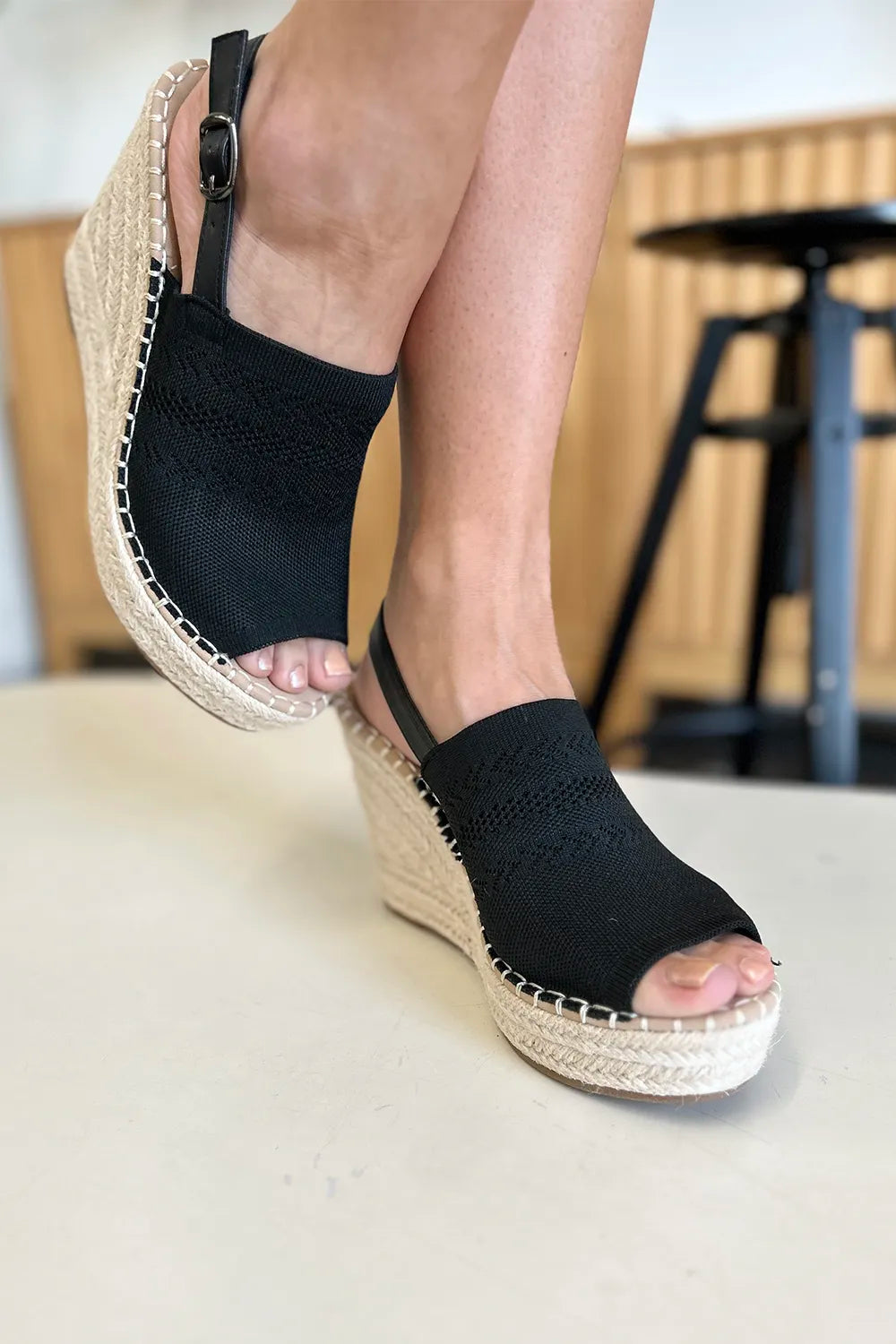 Women's apparel – product view 3