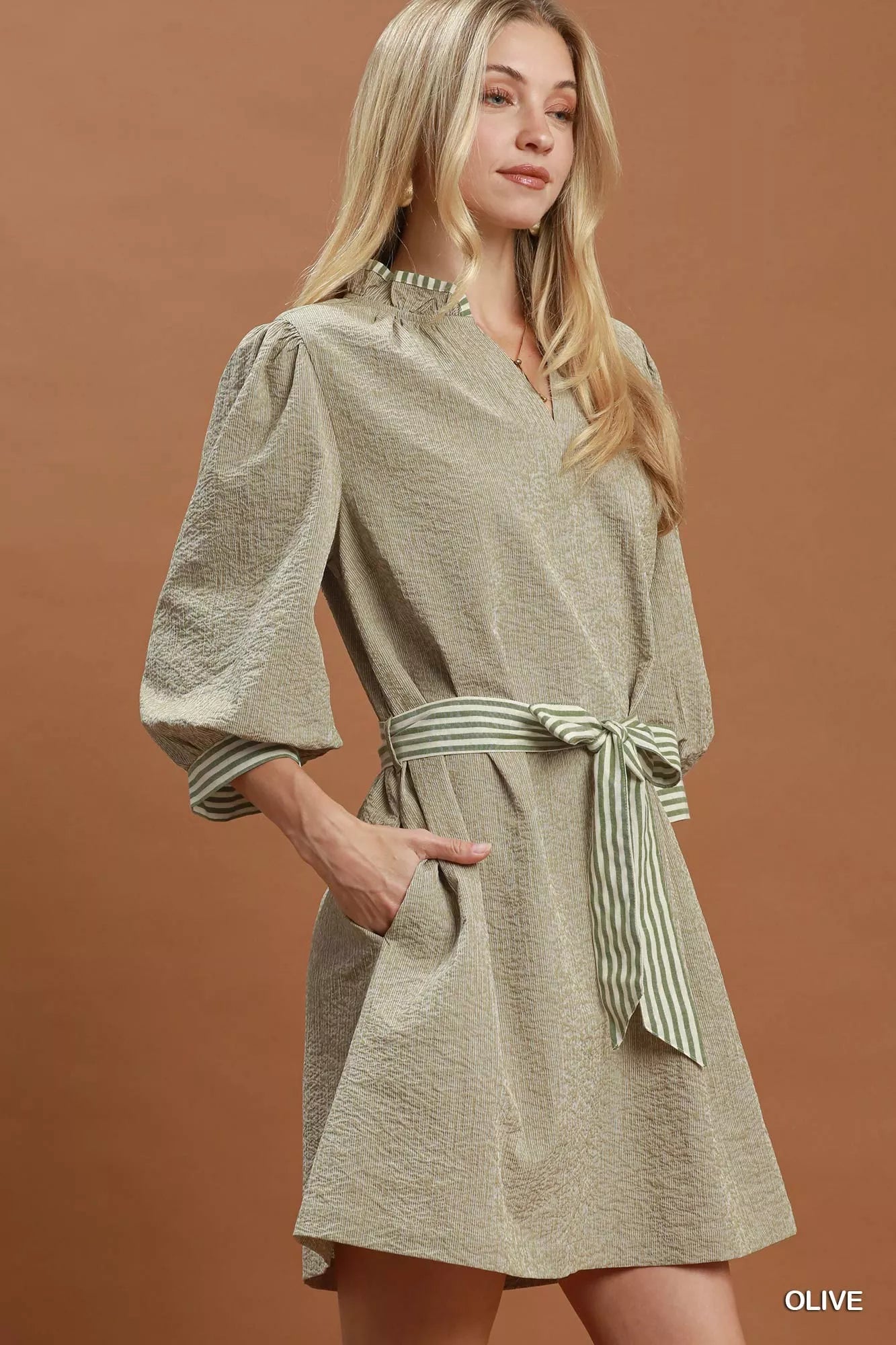 Women's apparel – product view 2