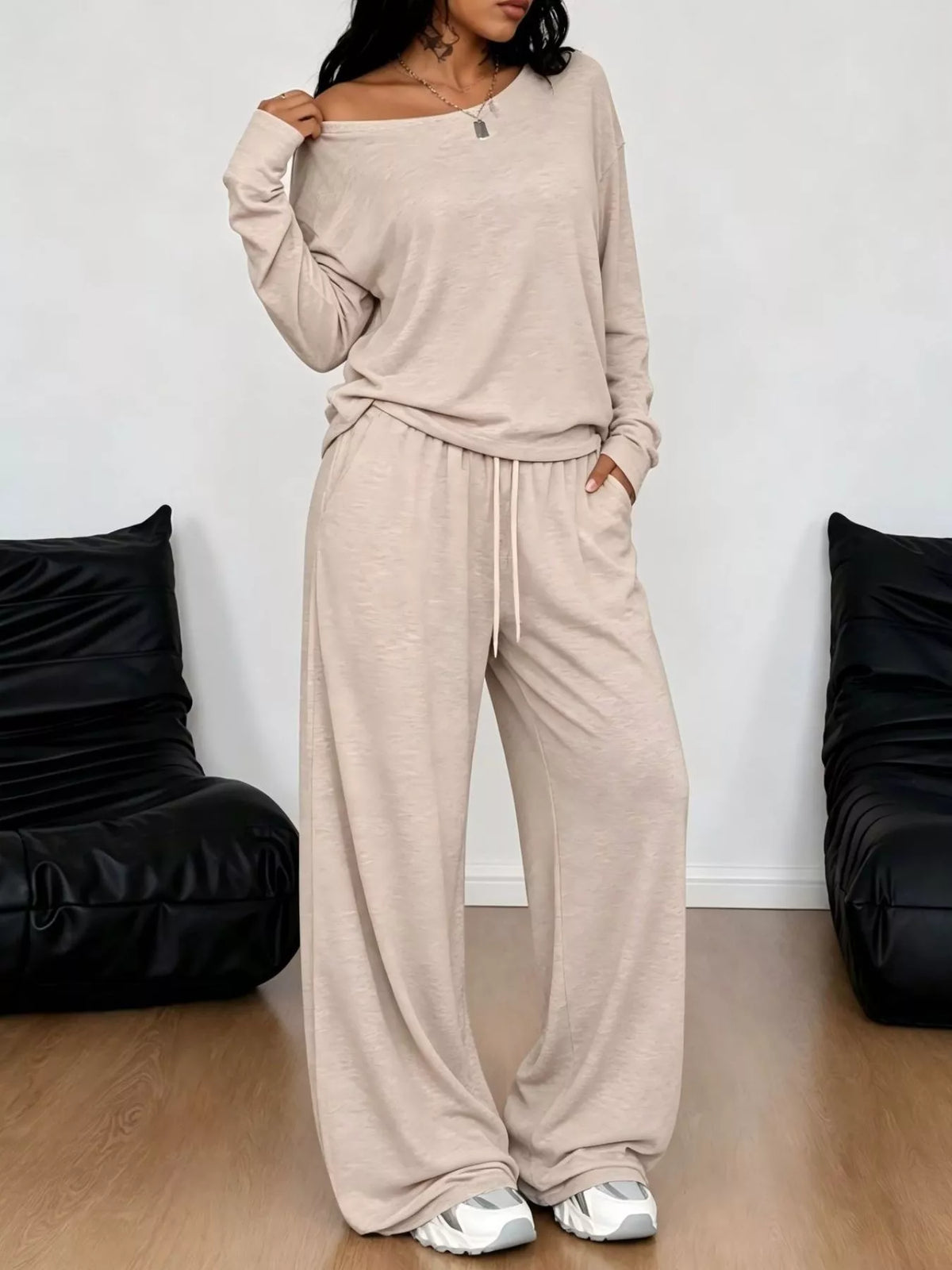 Women's clothing set – product view 21