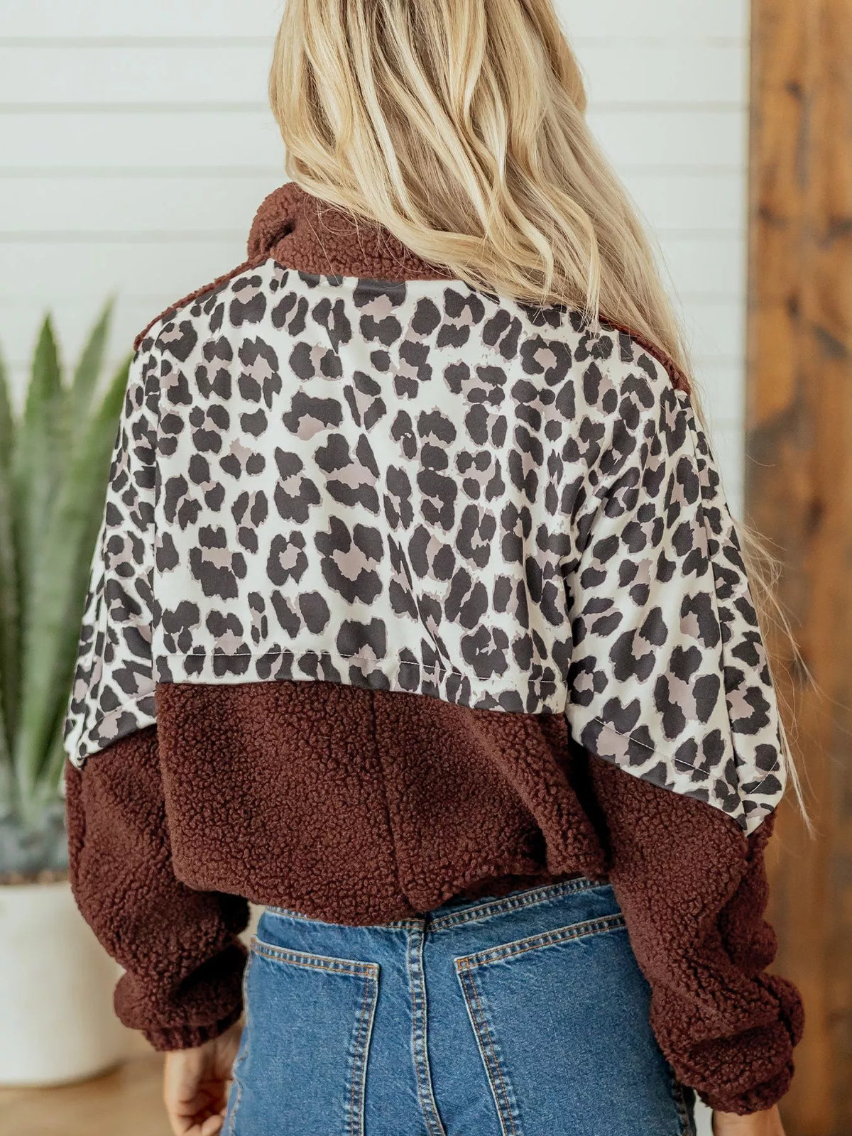 Leopard-patch fleece jacket, brown leopard jacket back