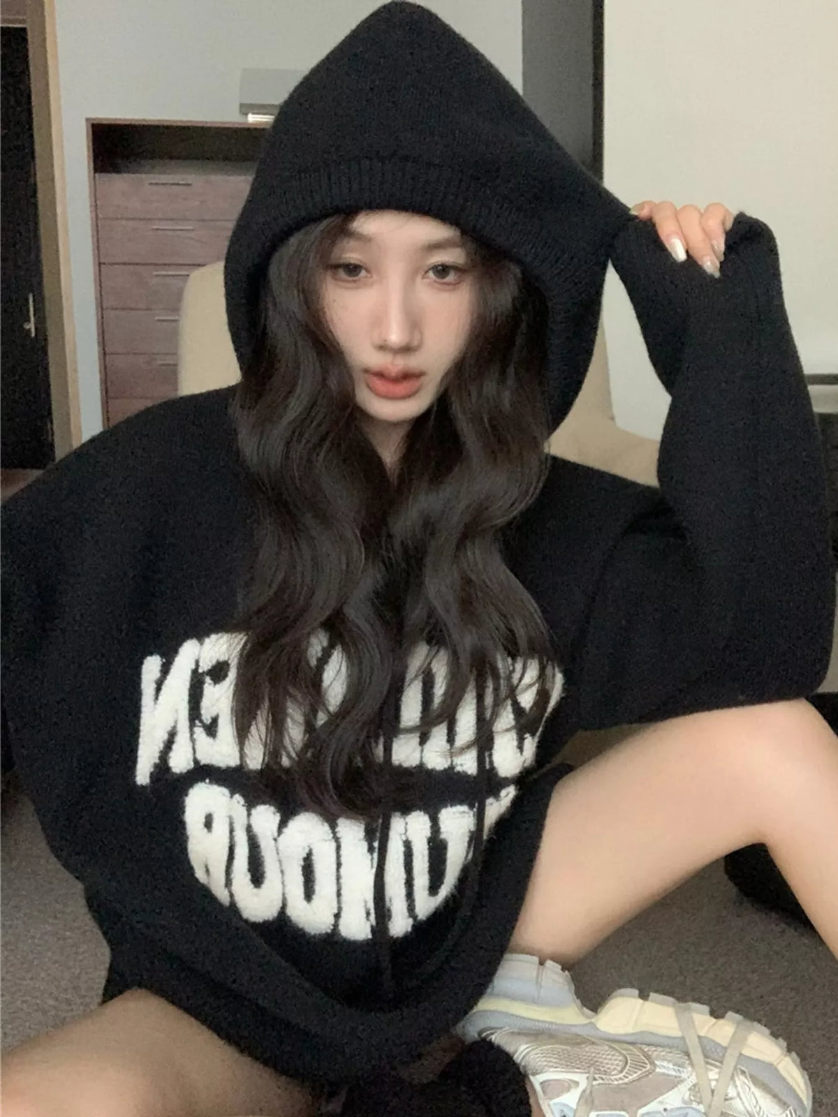 Graphic long-sleeve sweater