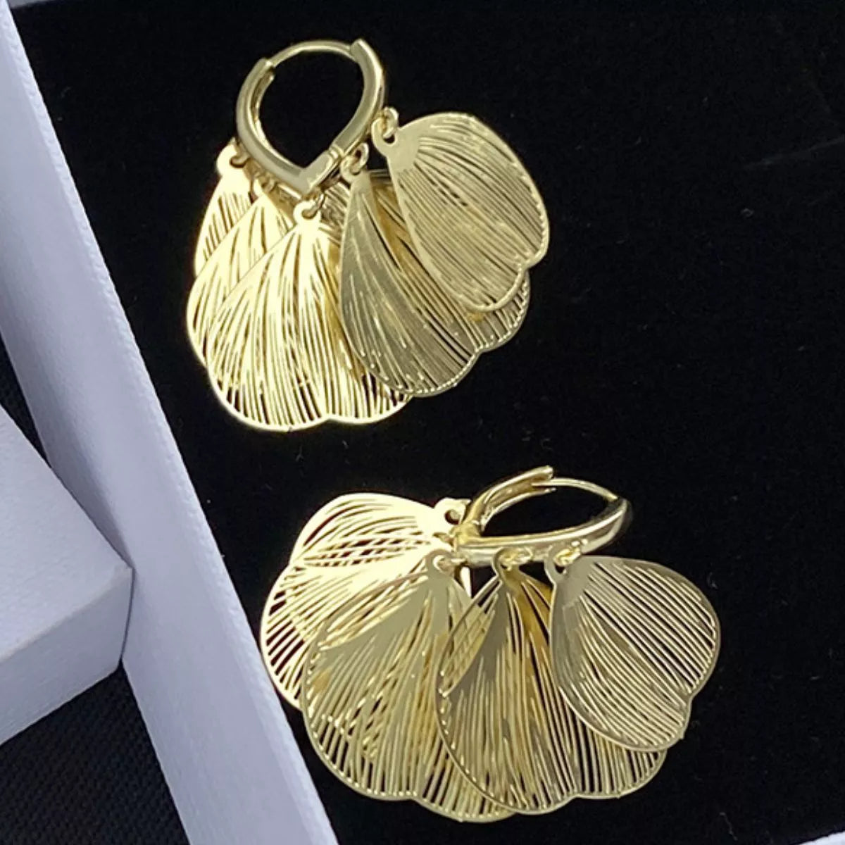 Trendsi 18K Gold-Plated Textured Leaf Drop Earrings -