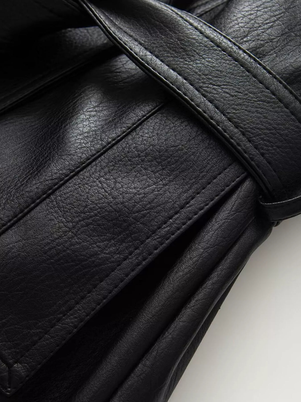 Collared long sleeve jacket, construction and design details