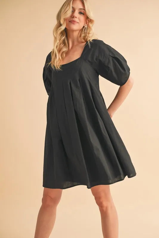 Women's apparel – product view 2
