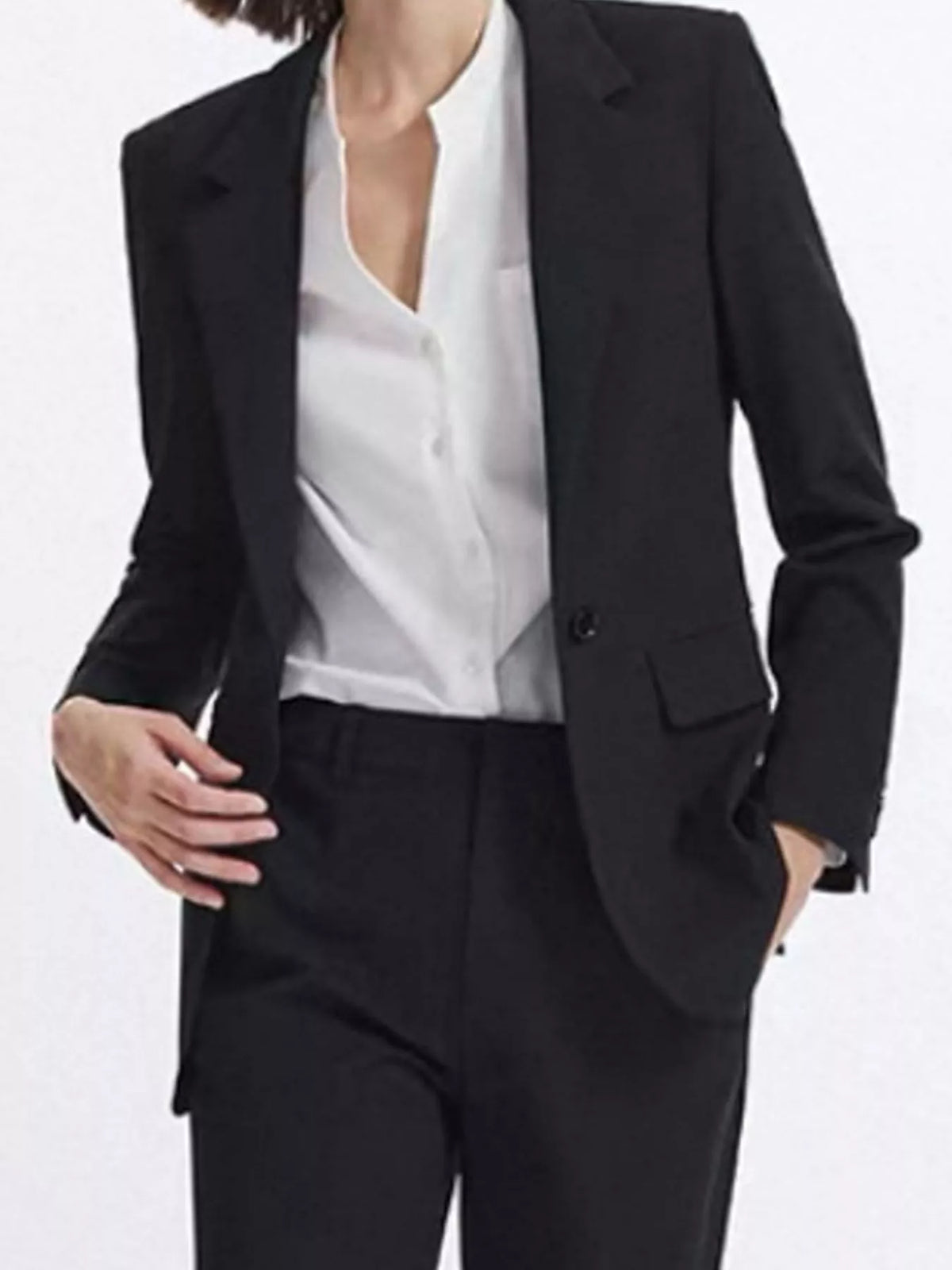 Single-Button Lapel Collar Blazer in black
