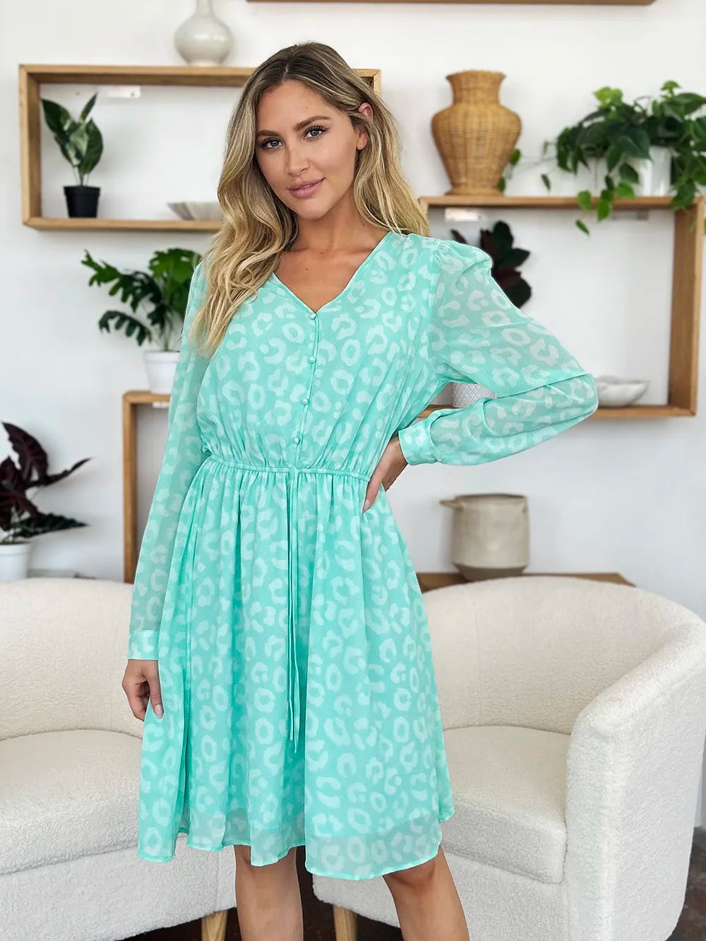 Women's apparel – product view 15