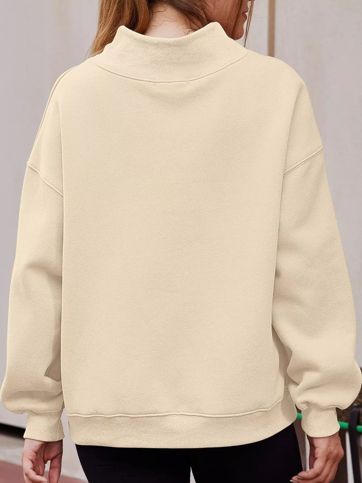 Oversized sweatshirt, cream back