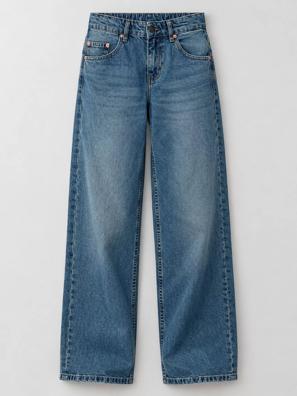 Wide-Leg Vintage Wash Jeans in washed blue, front view