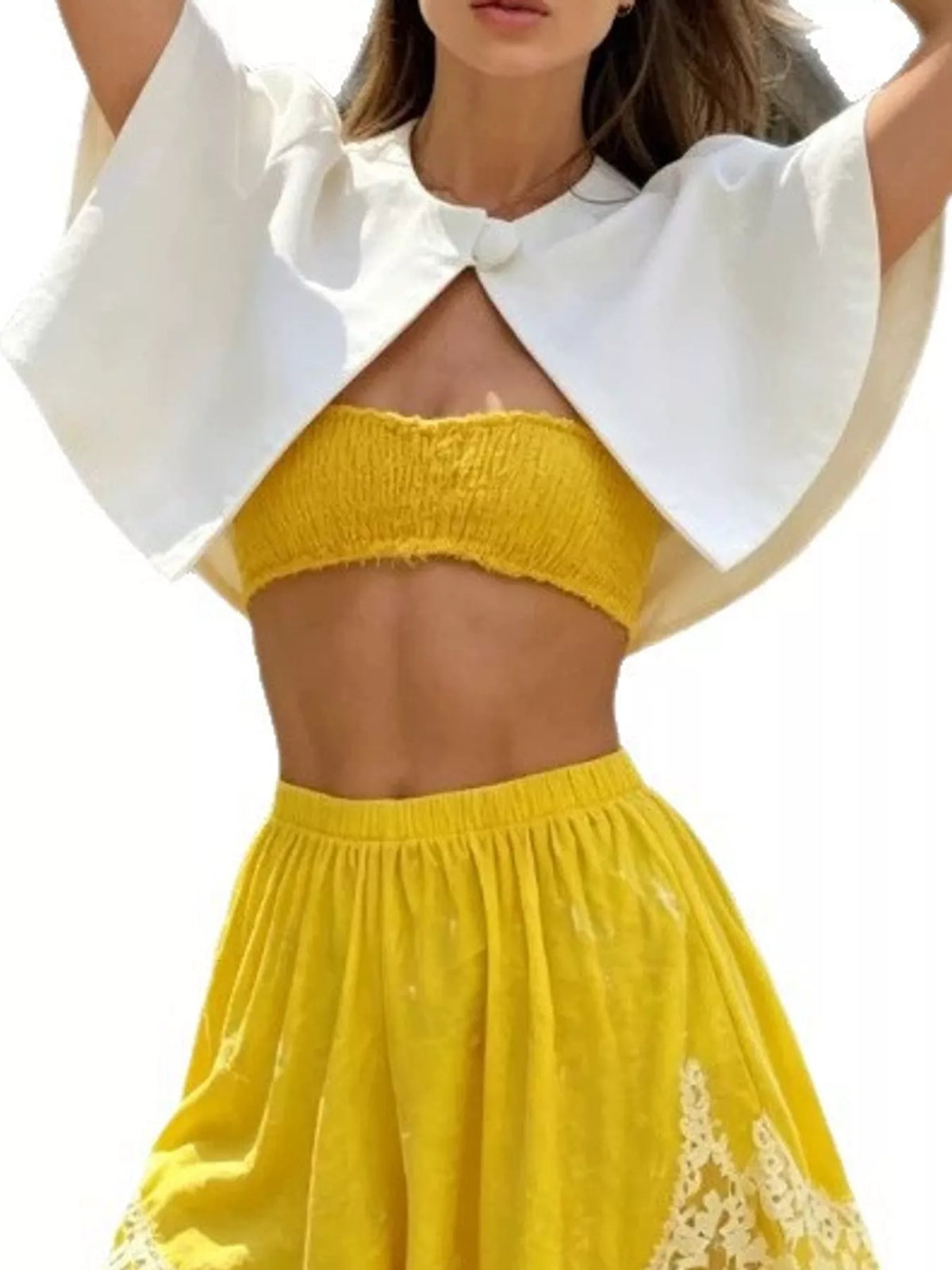 White single button closure cropped cape