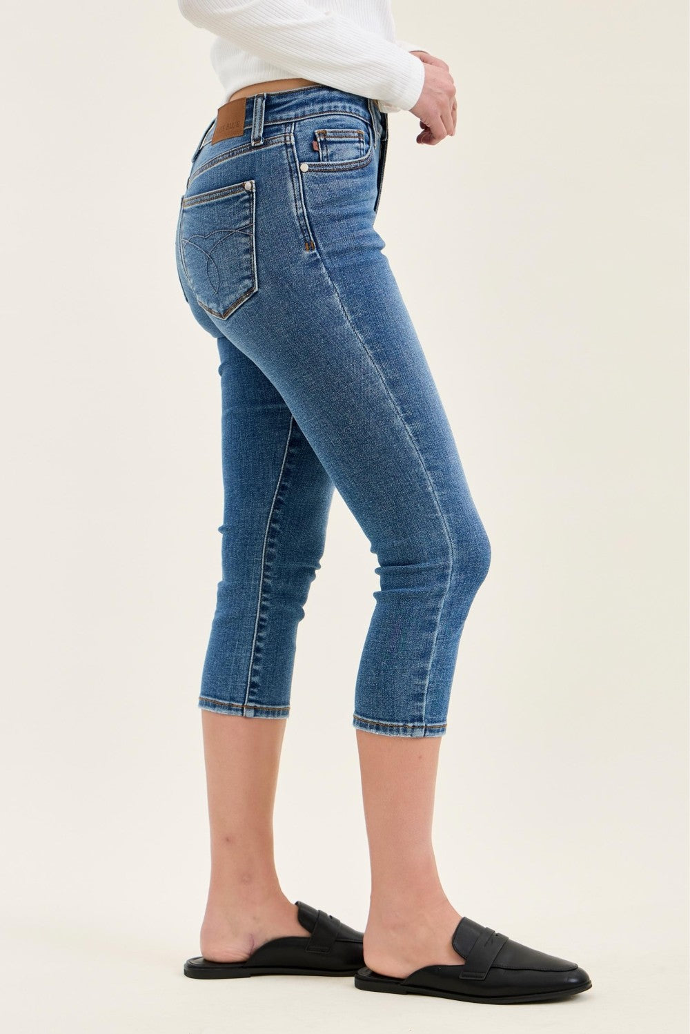 Women's jeans – product view 2