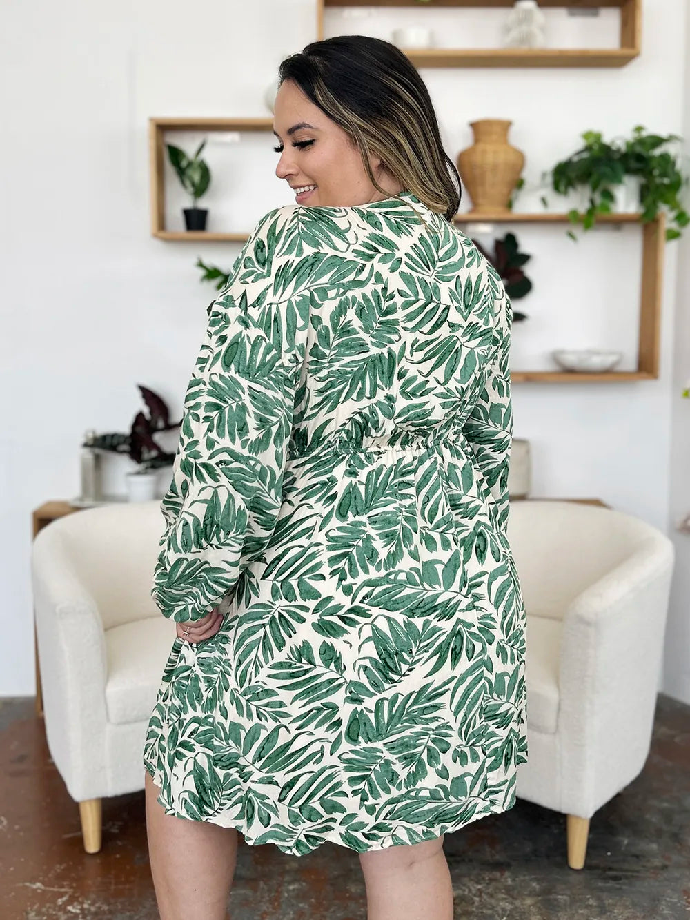 Women's apparel – product view 11