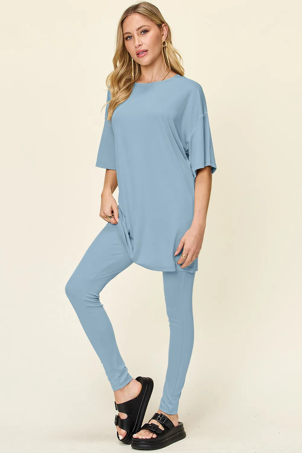 Women's clothing set – product view 17