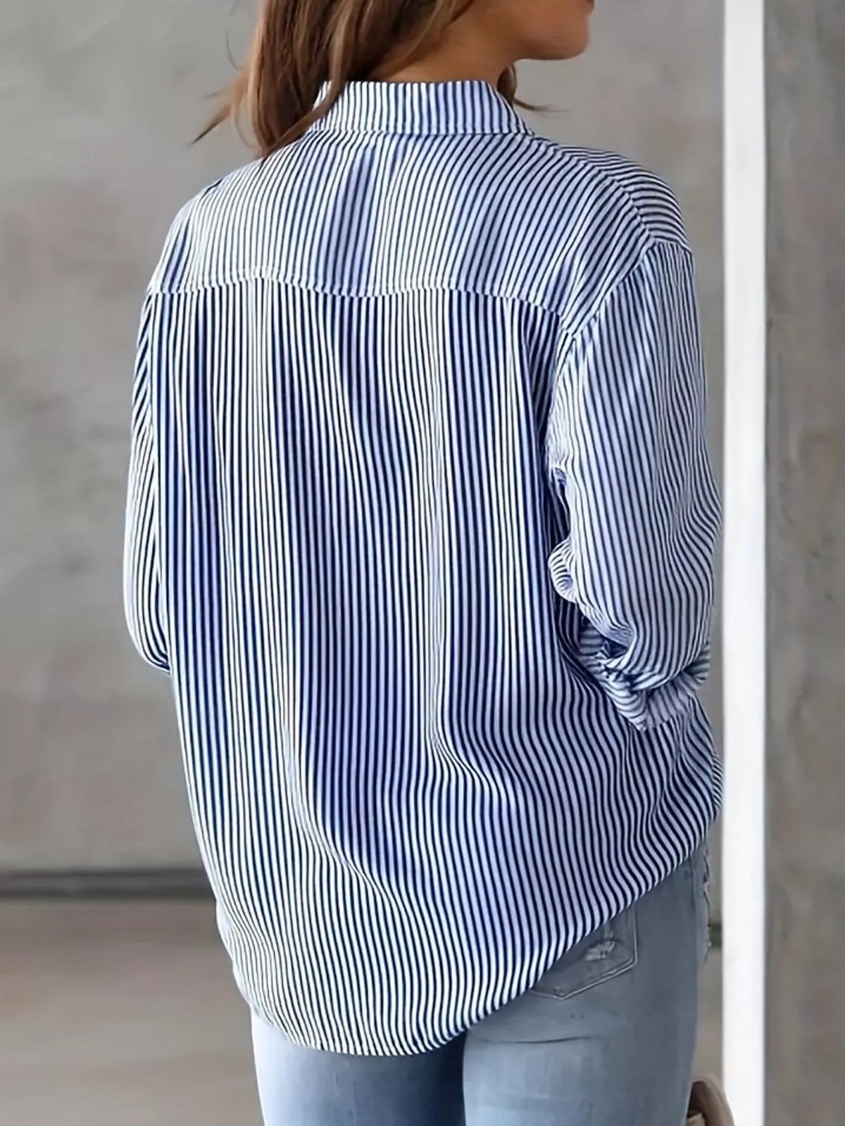 Striped long shirt, blue back