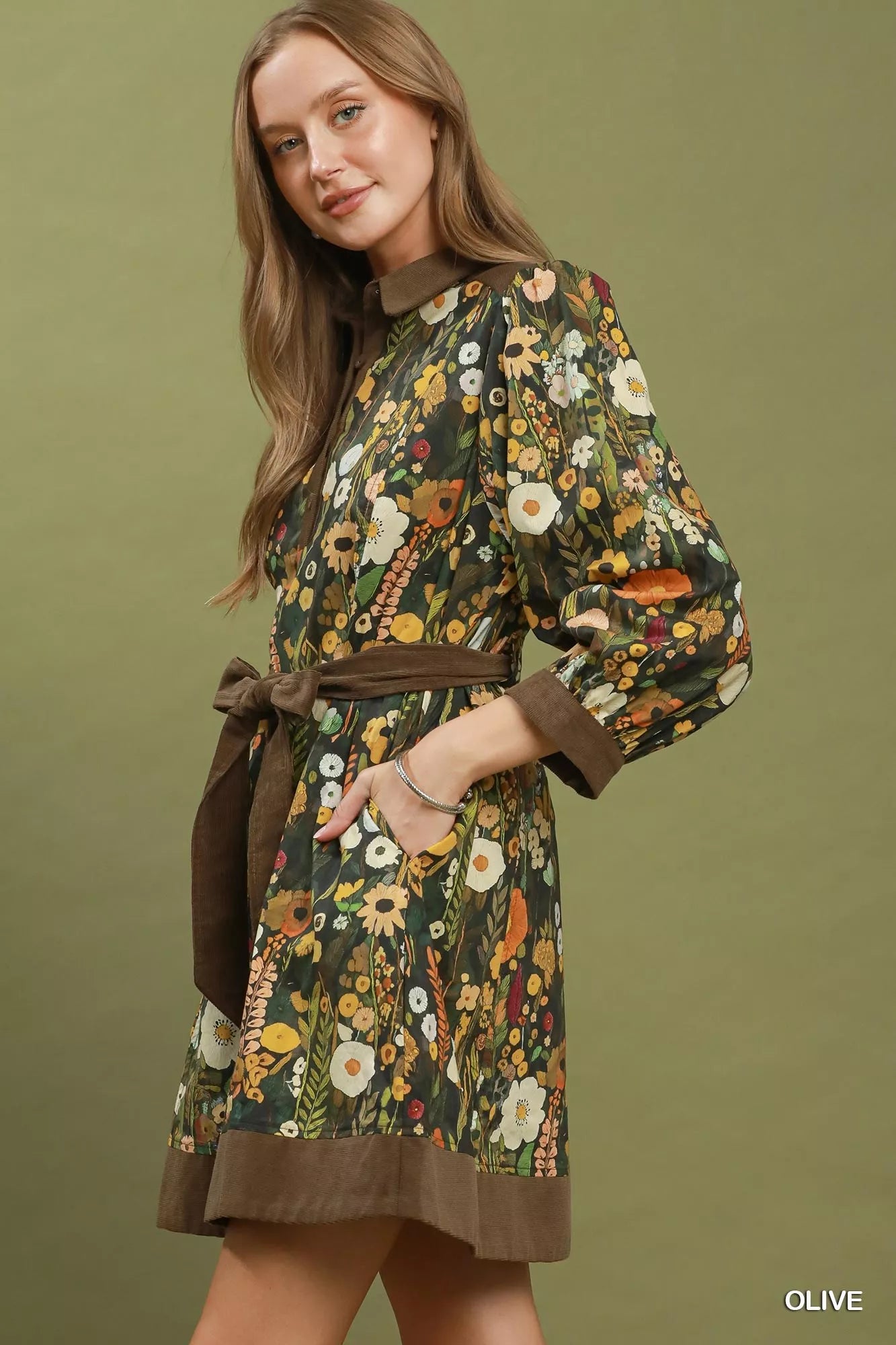 Women's apparel – product view 2