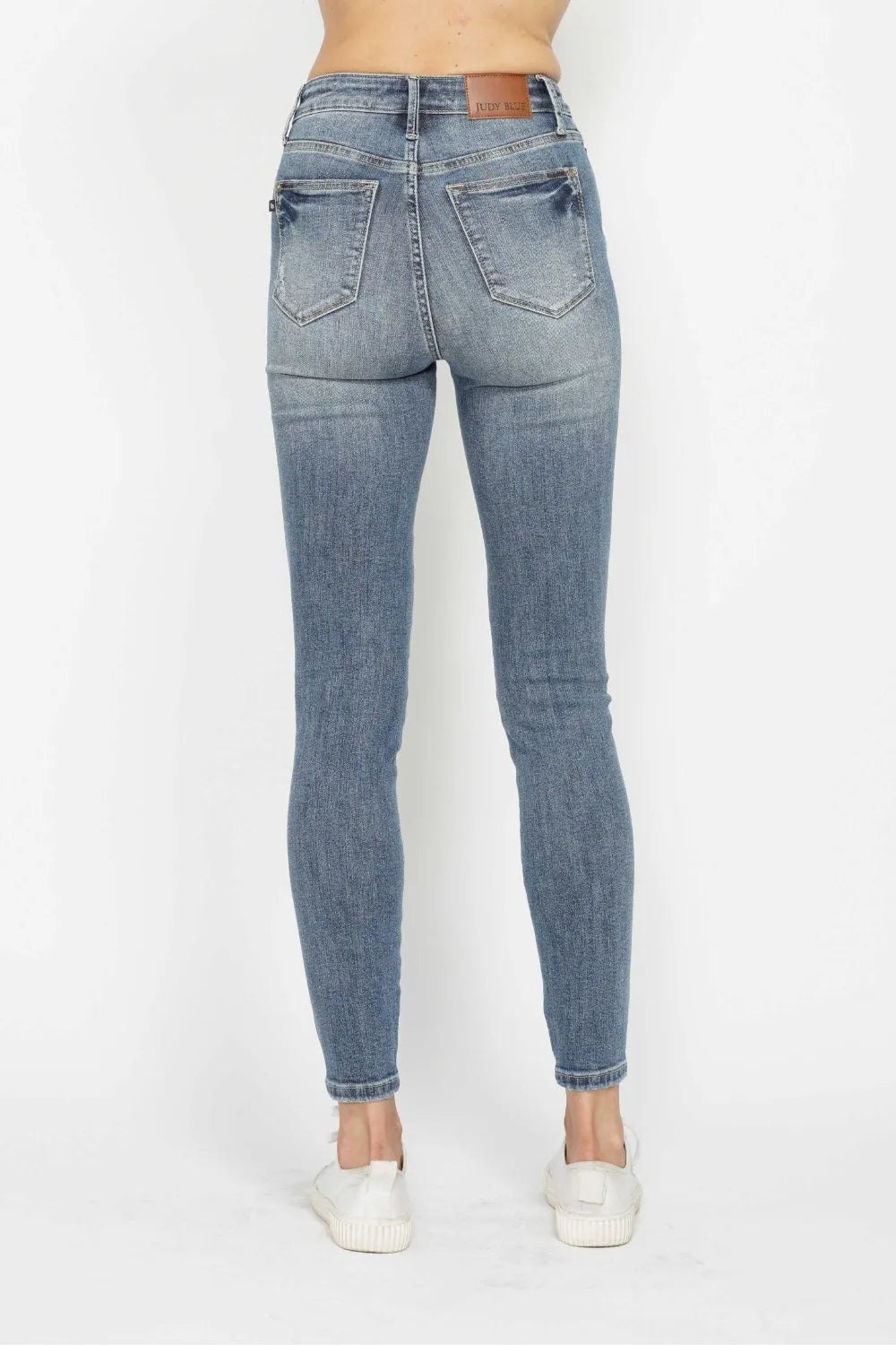 Trendsi Judy Blue Full Size Tummy Control Contrast Wash Skinny Jeans -