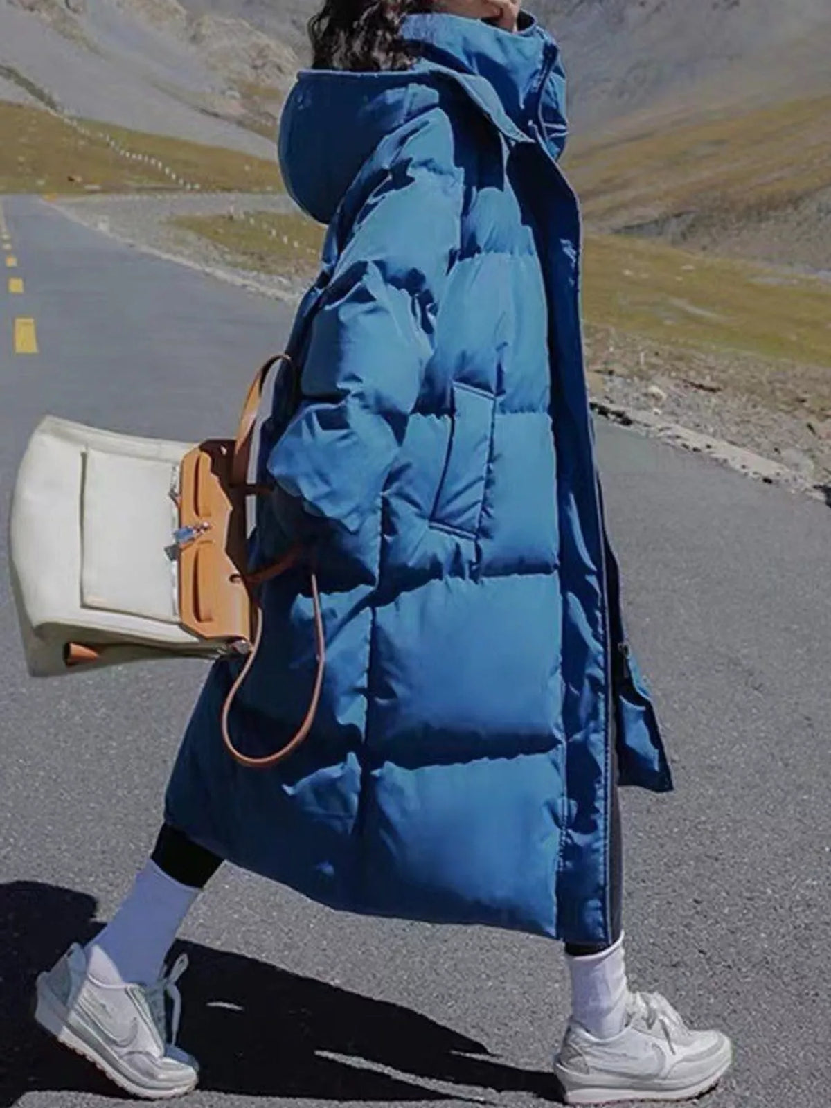 Longline puffer coat, blue side