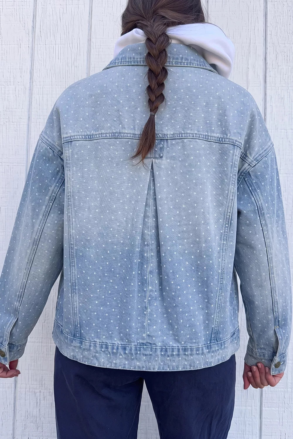 Trendsi Polka Dot Long Sleeve Collar Pocket Casual Shift Silhouette Denim Jacket -