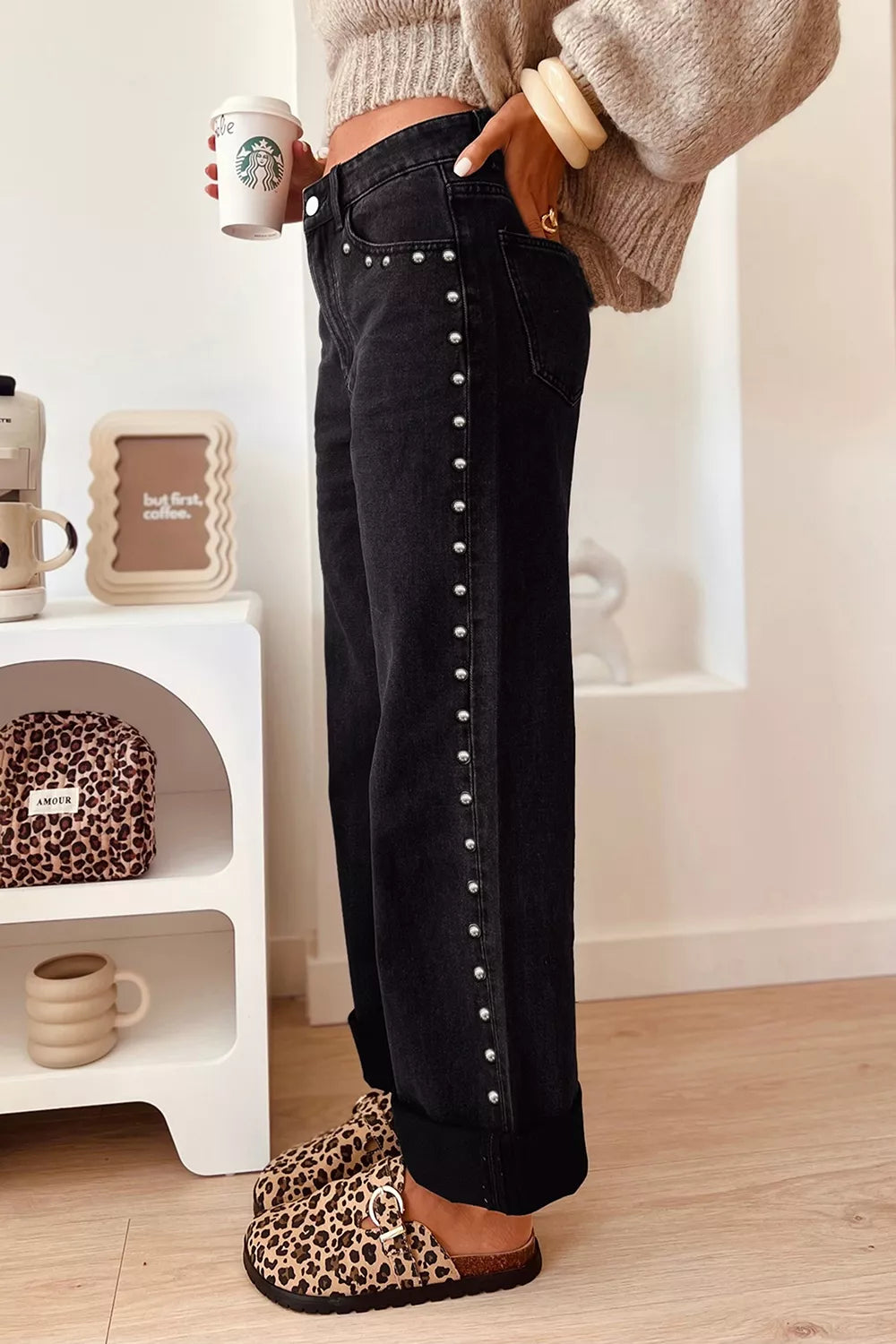 Trendsi Studded Detail Straight Leg Casual Loose Jeans -