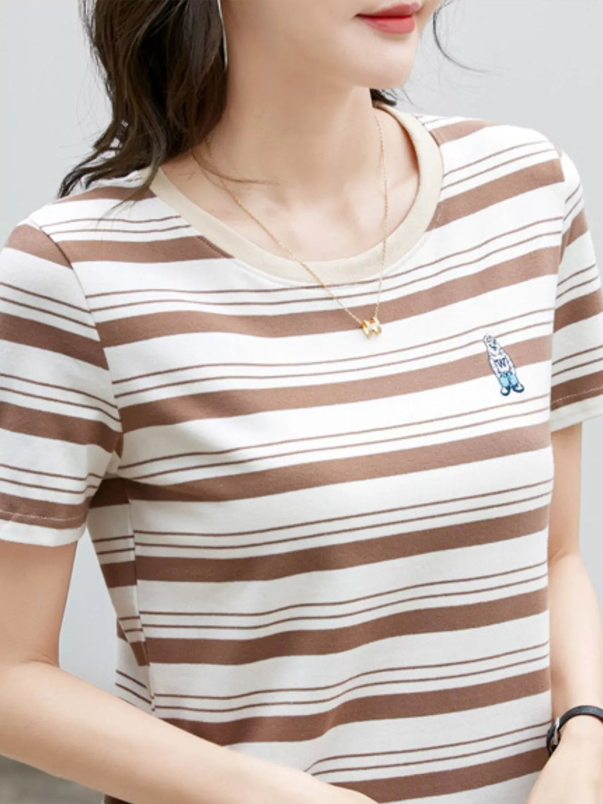 Coffee - Striped striped crew neck embroidered t-shirt