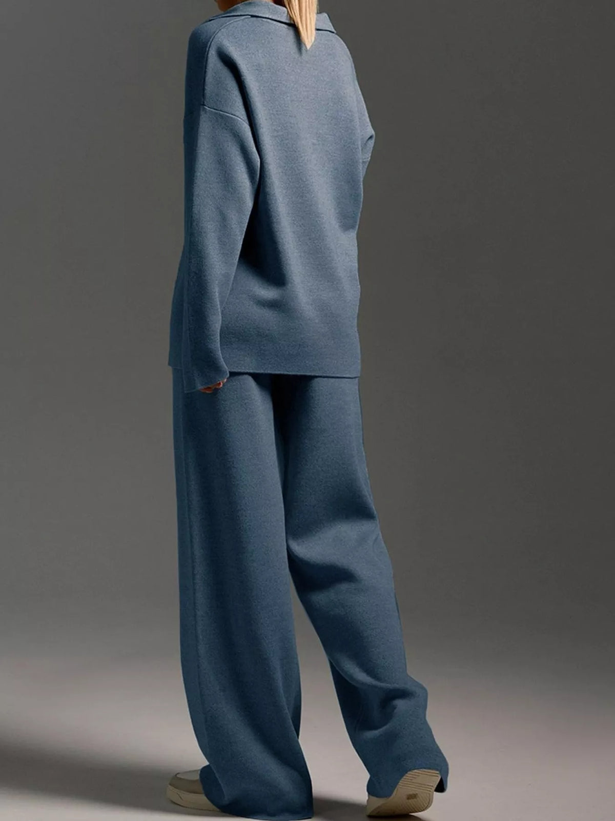 Polo top and pants set, blue back