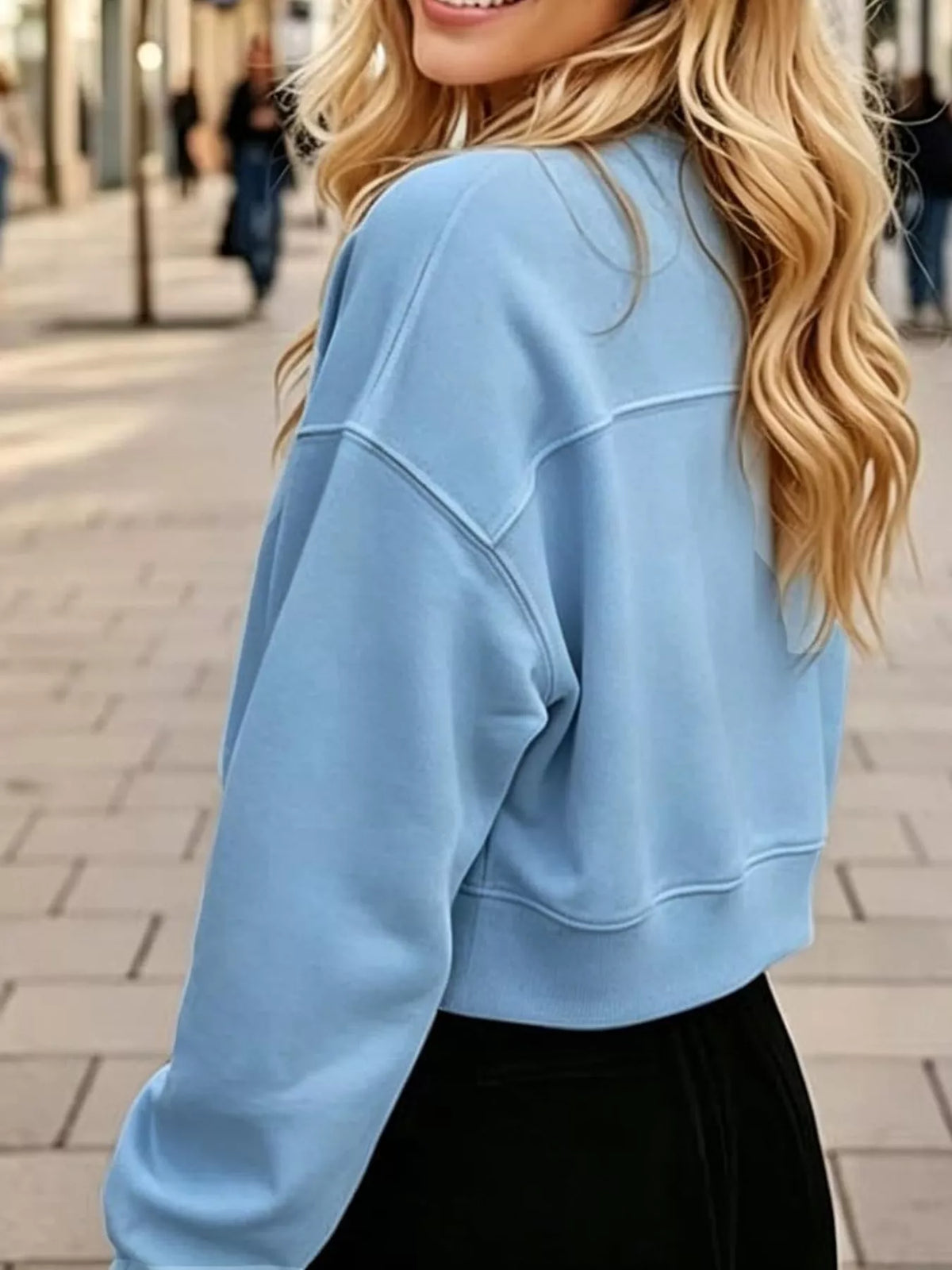 Long-sleeve sweatshirt, back view