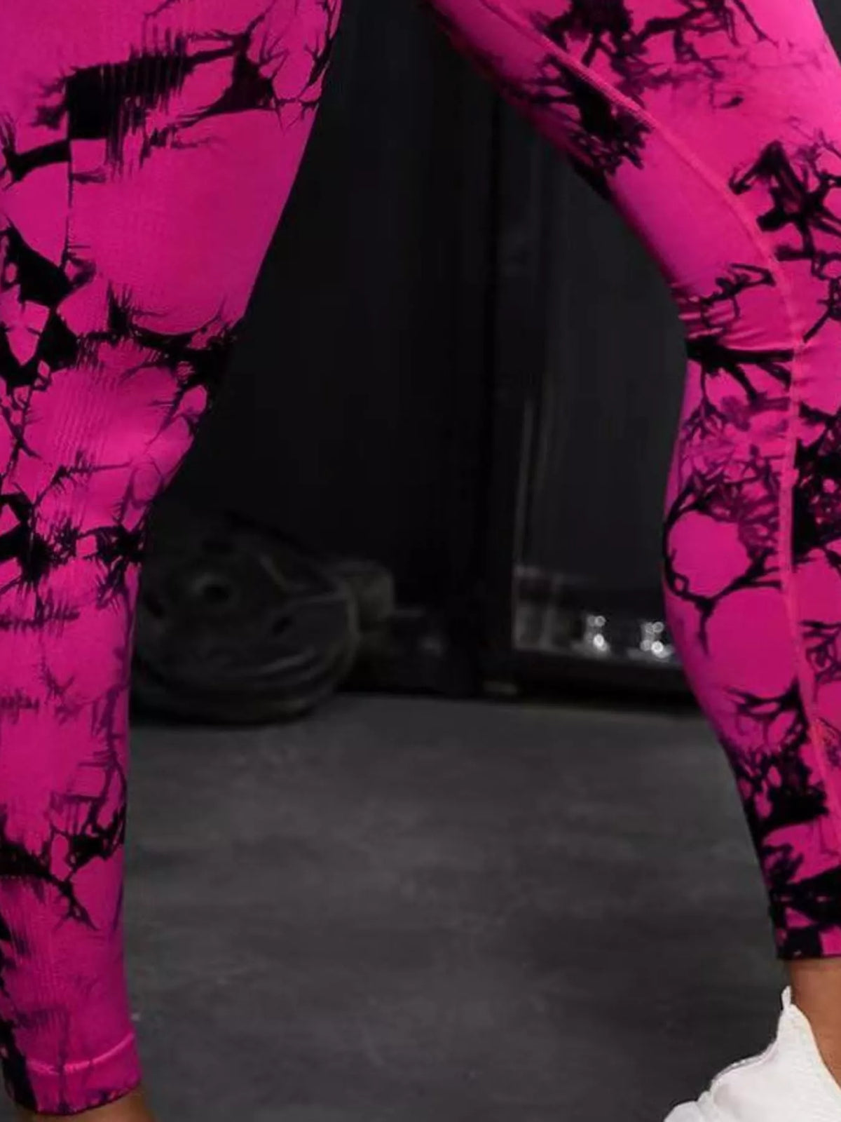 Hot Pink high-waisted tie dye seamless active leggings, detail view