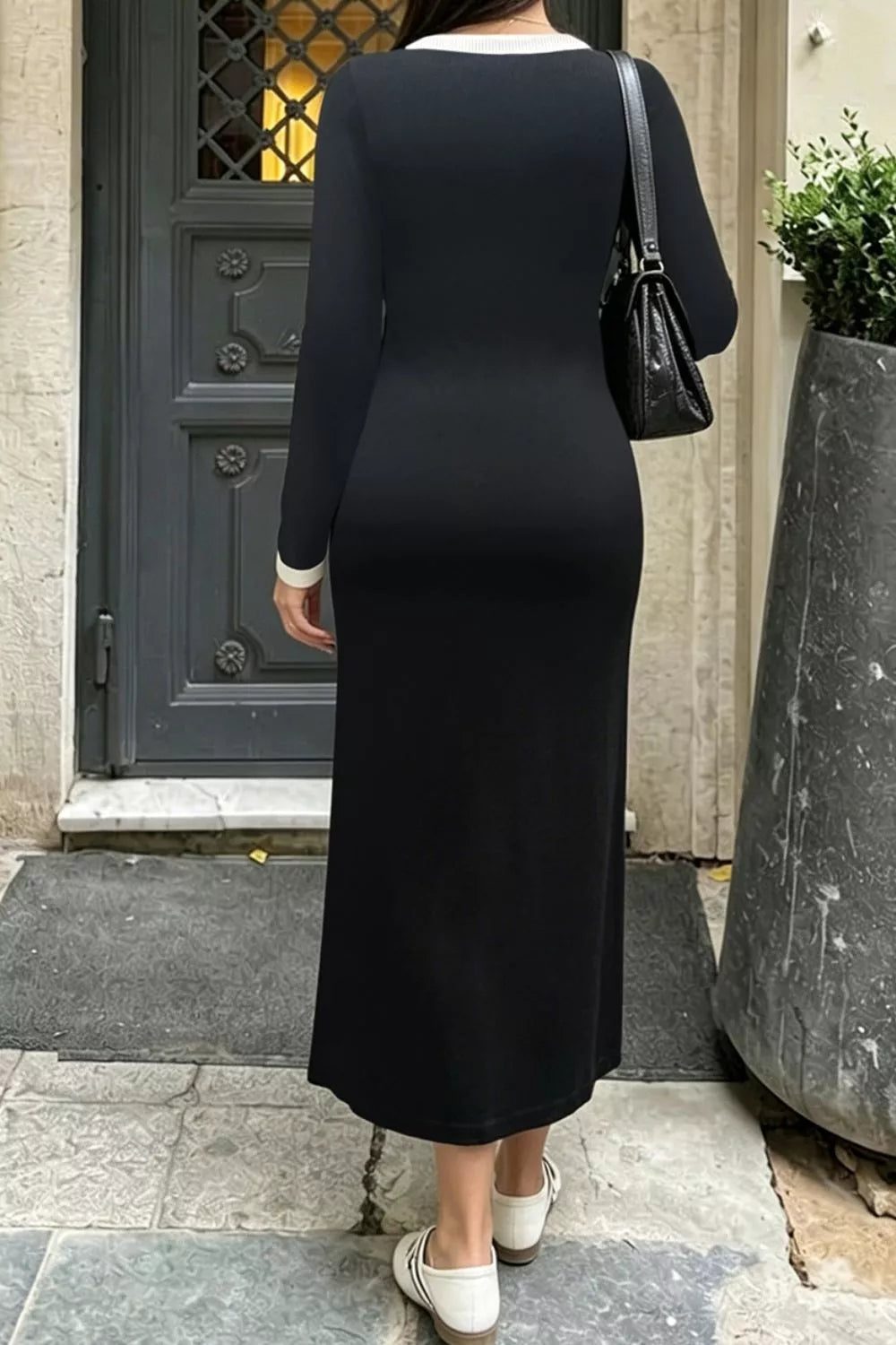 Trendsi Contrast Trim V-Neck Knit Dress -