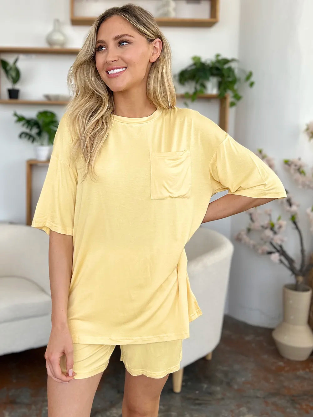 Women's clothing set – product view 10