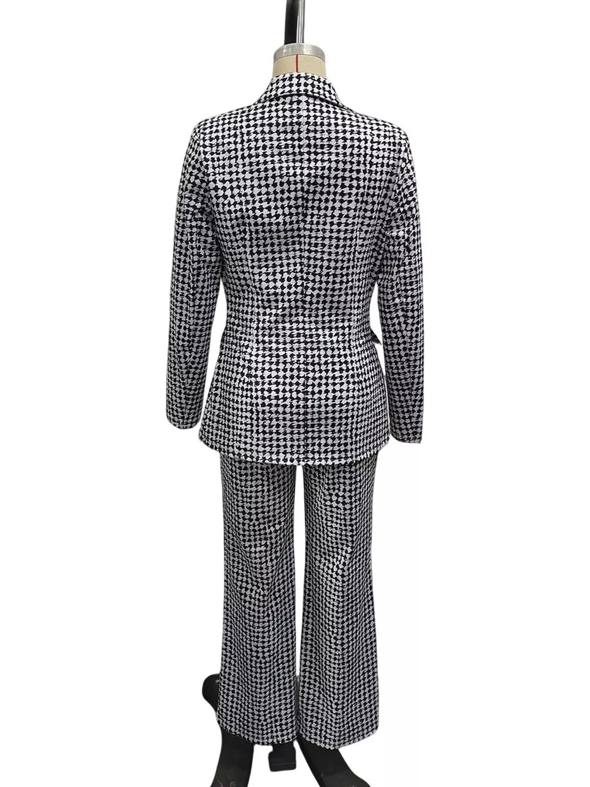 Blazer and pants set, back view