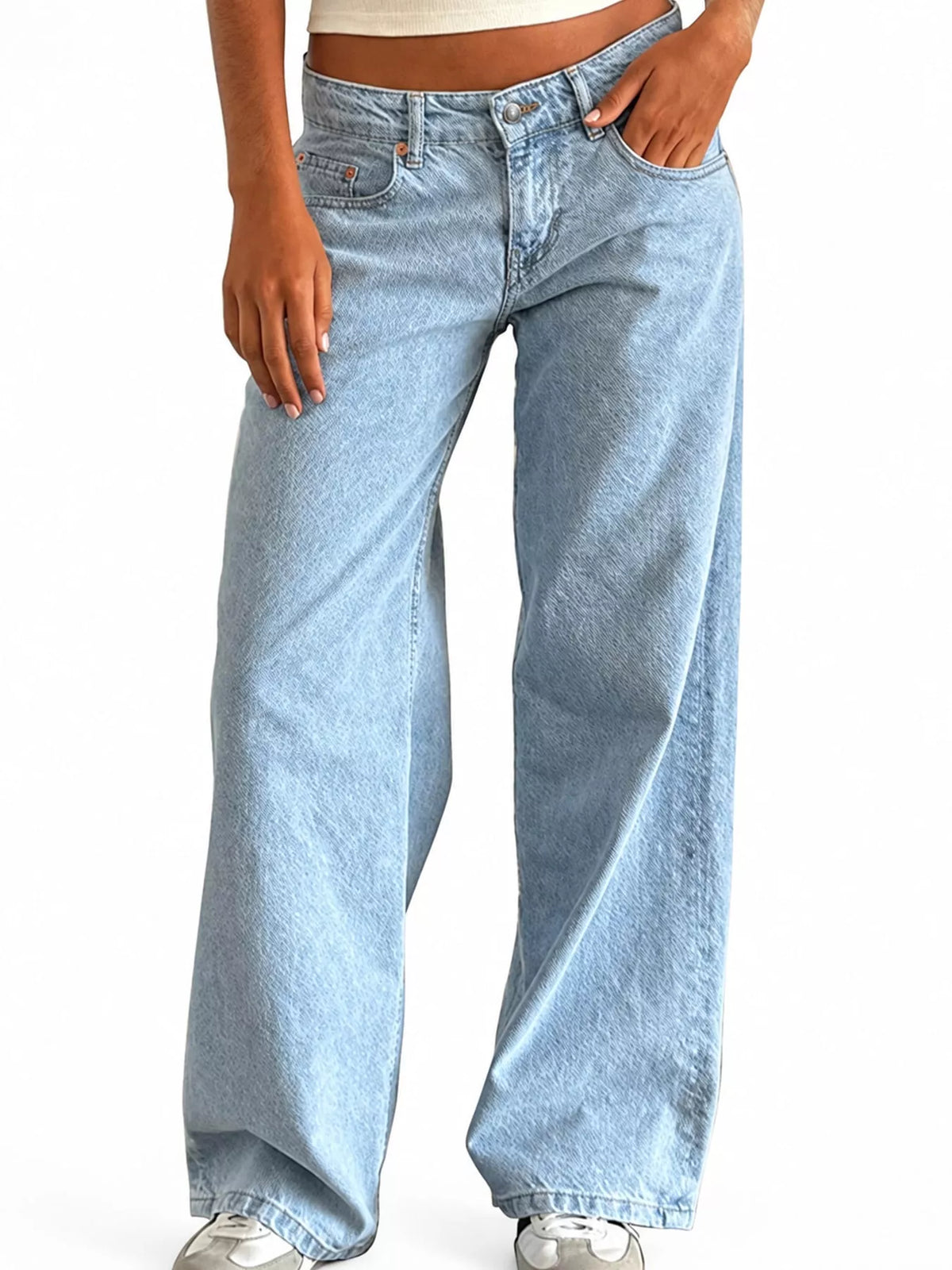 Wide-Leg Vintage Wash Jeans in light blue, front view