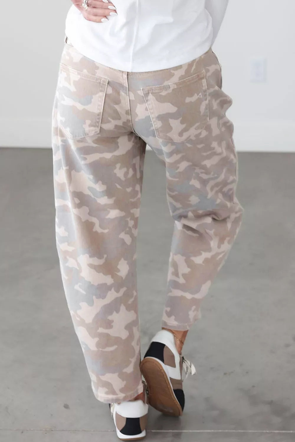 Beige camouflage barrel jeans, back view