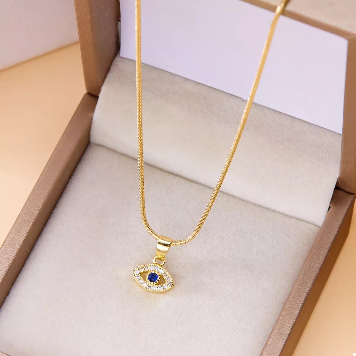 Trendsi 18K Gold-Plated Necklace with Rhinestone Pendant -