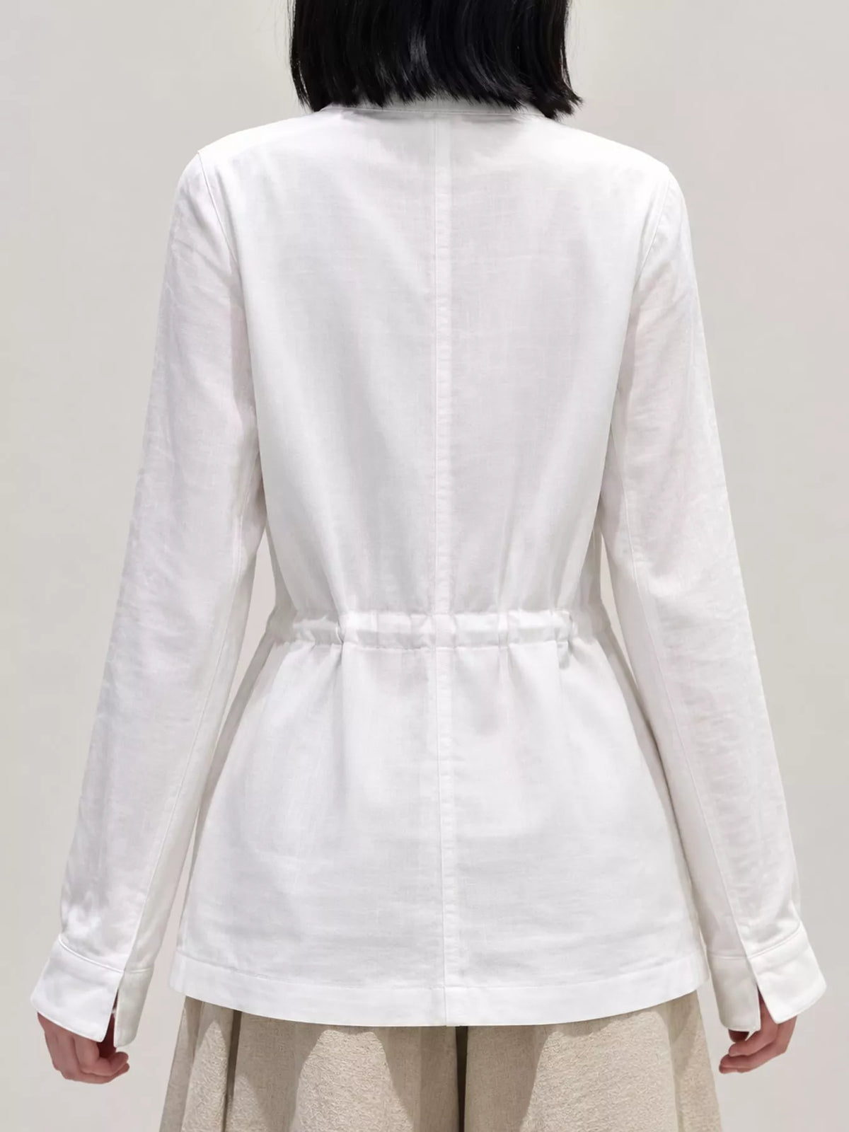 White lightweight multi pockets jacket — back view