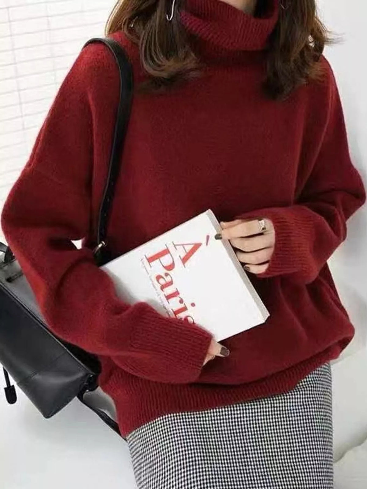 Turtleneck sweater, burgundy front
