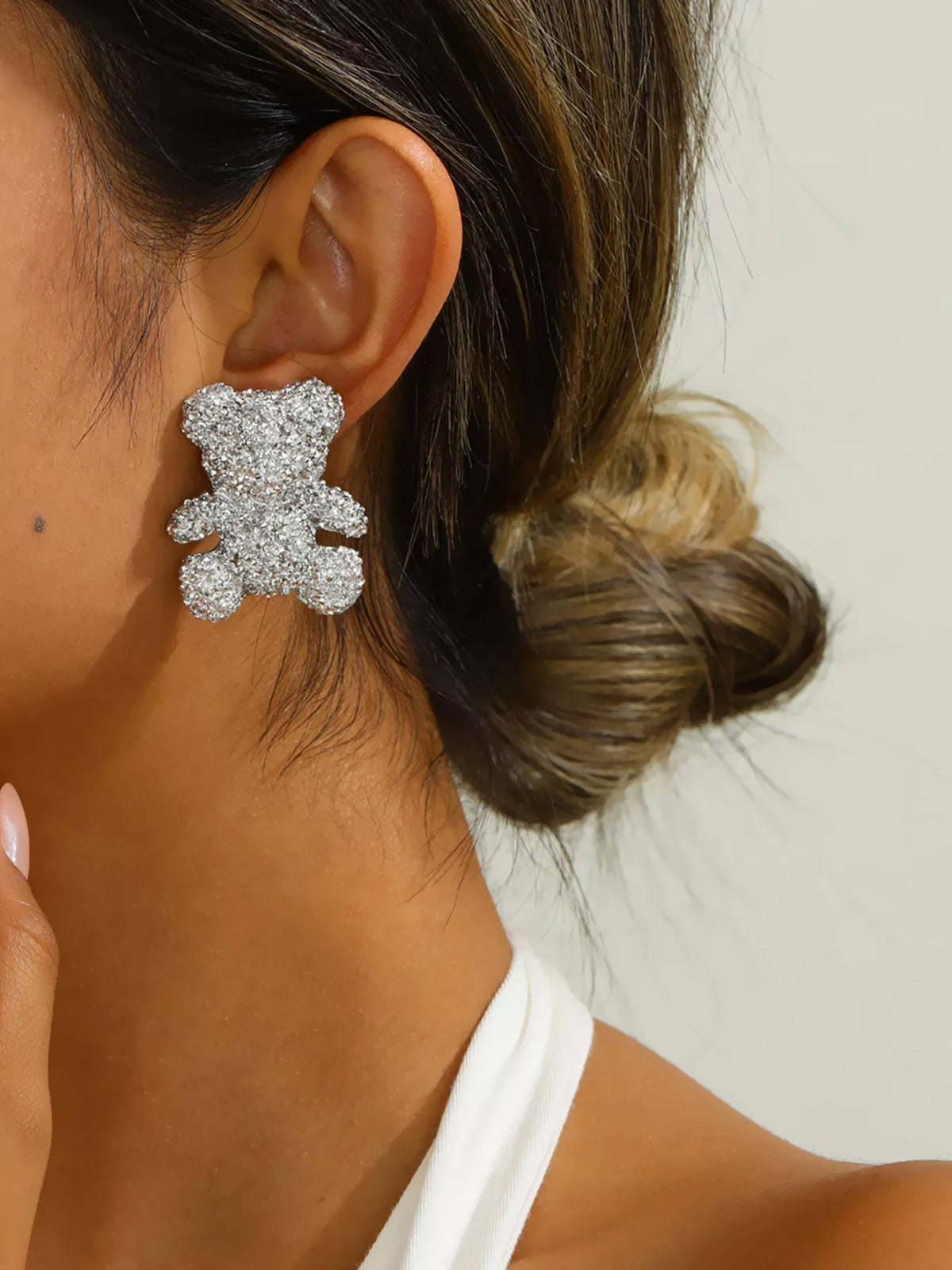 Silver teddy bear stud earrings