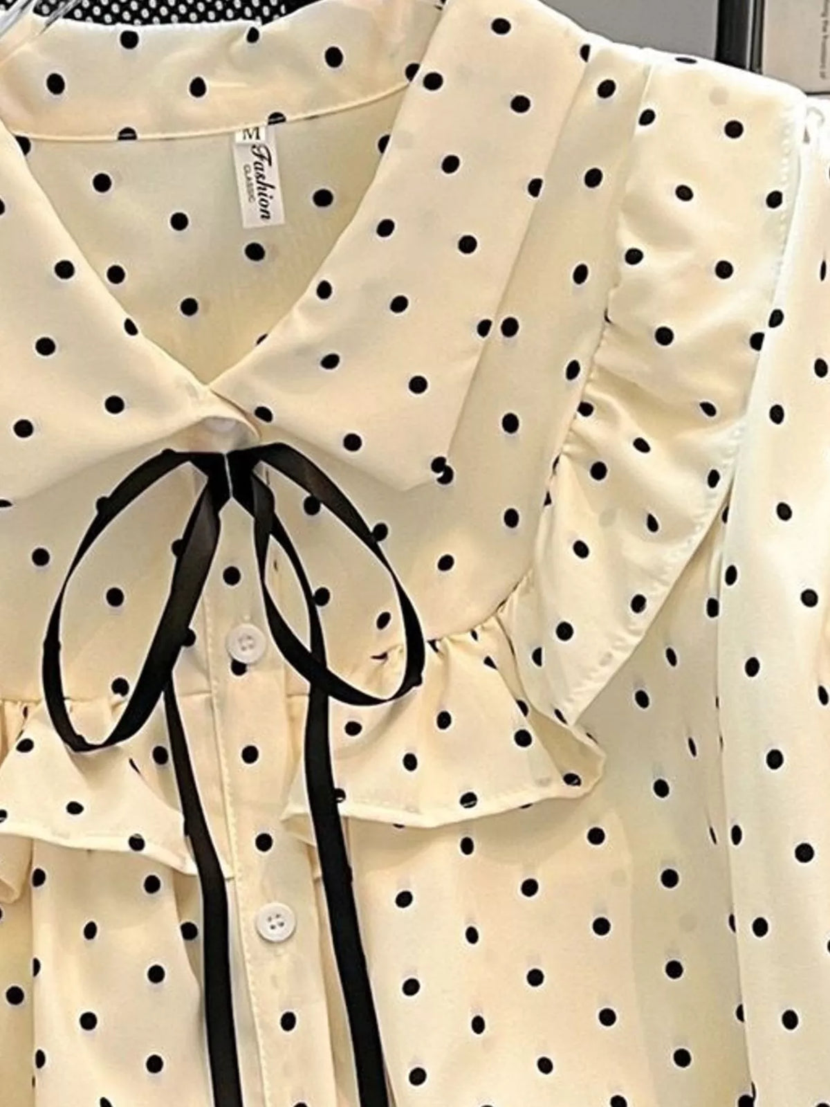Collared long sleeve shirt, construction and design details