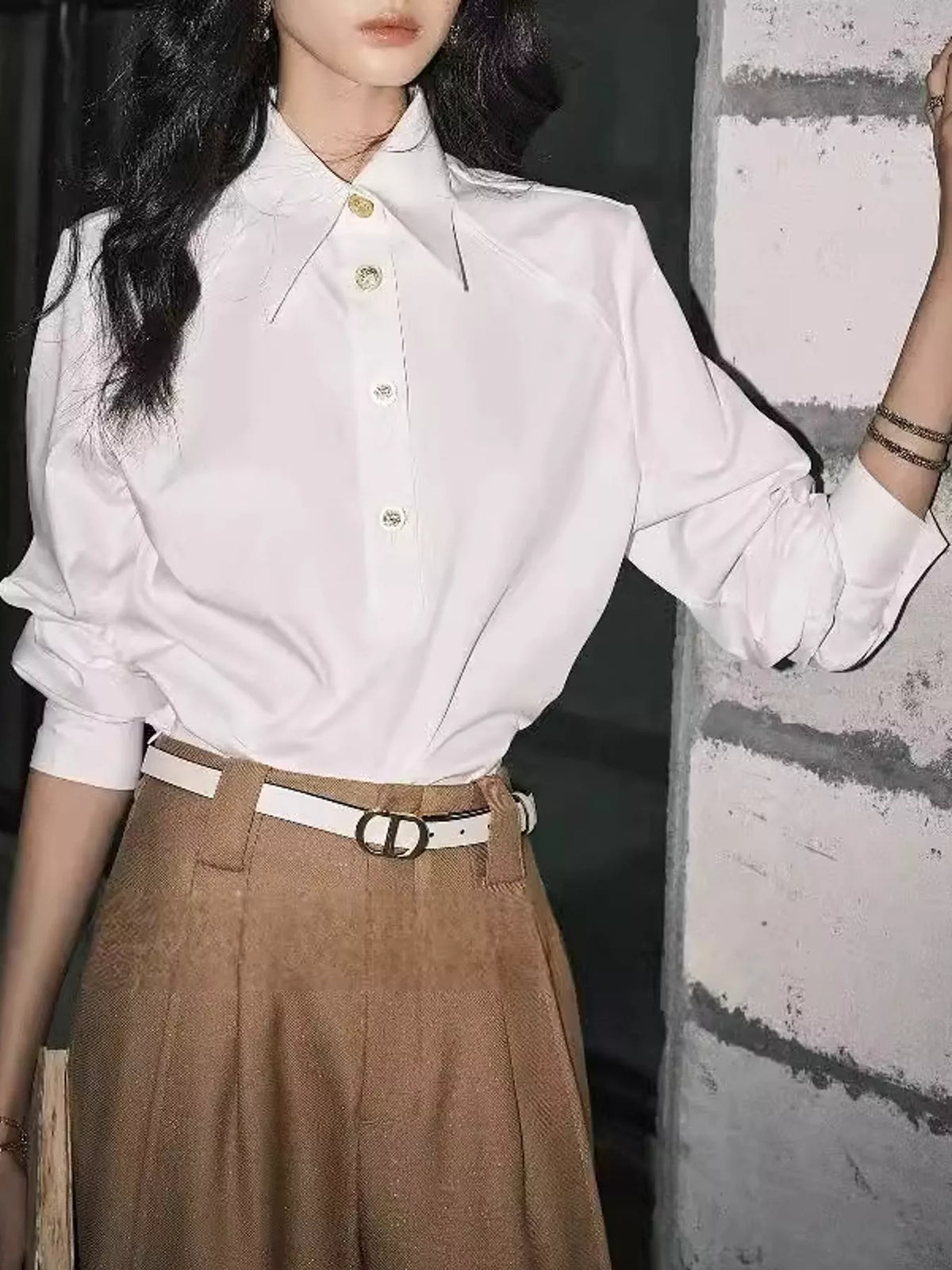 White button detail long sleeve shirt