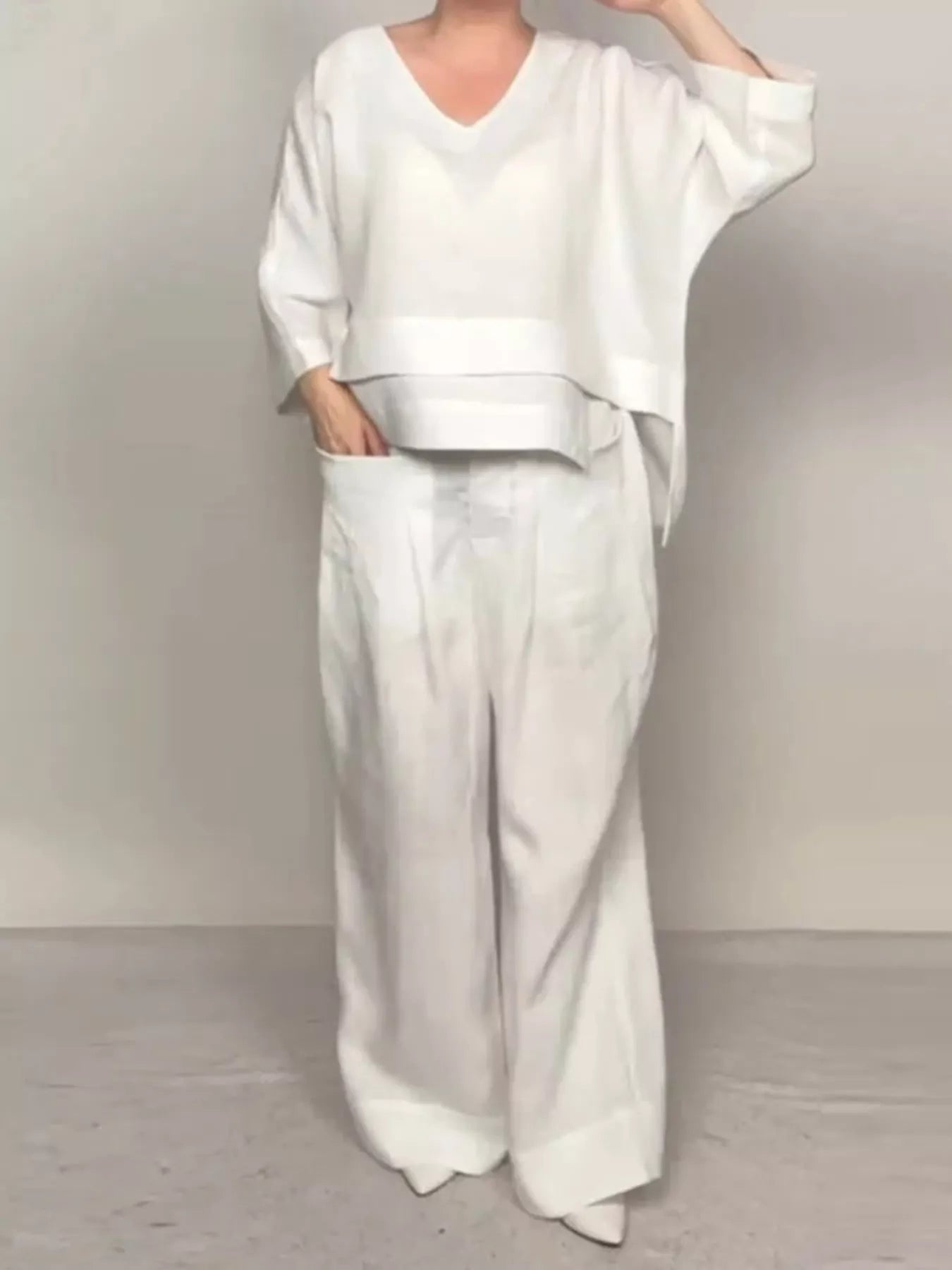 Women's clothing set – product view 2