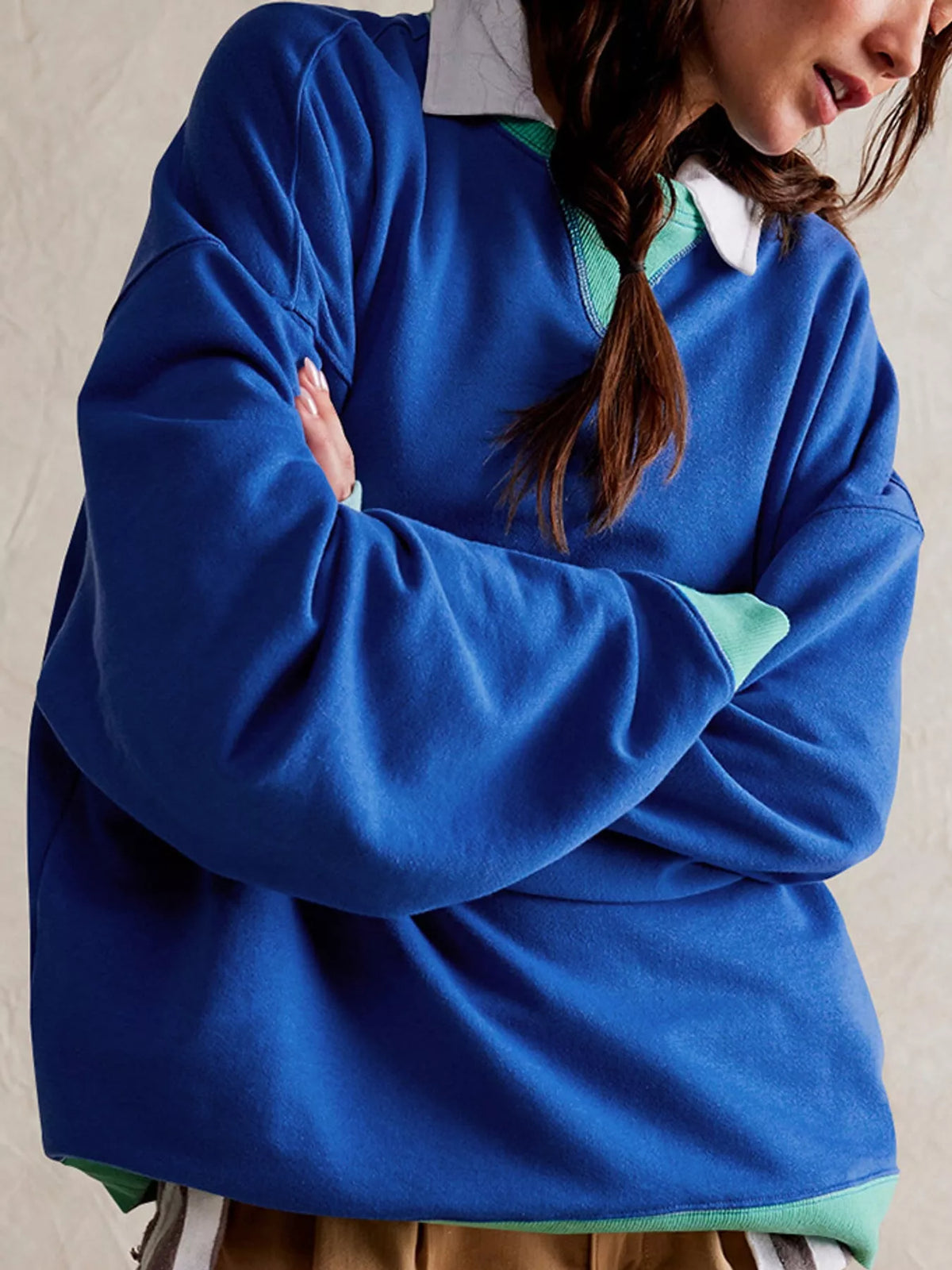Blue dropped shoulder long sleeve sweatshirt