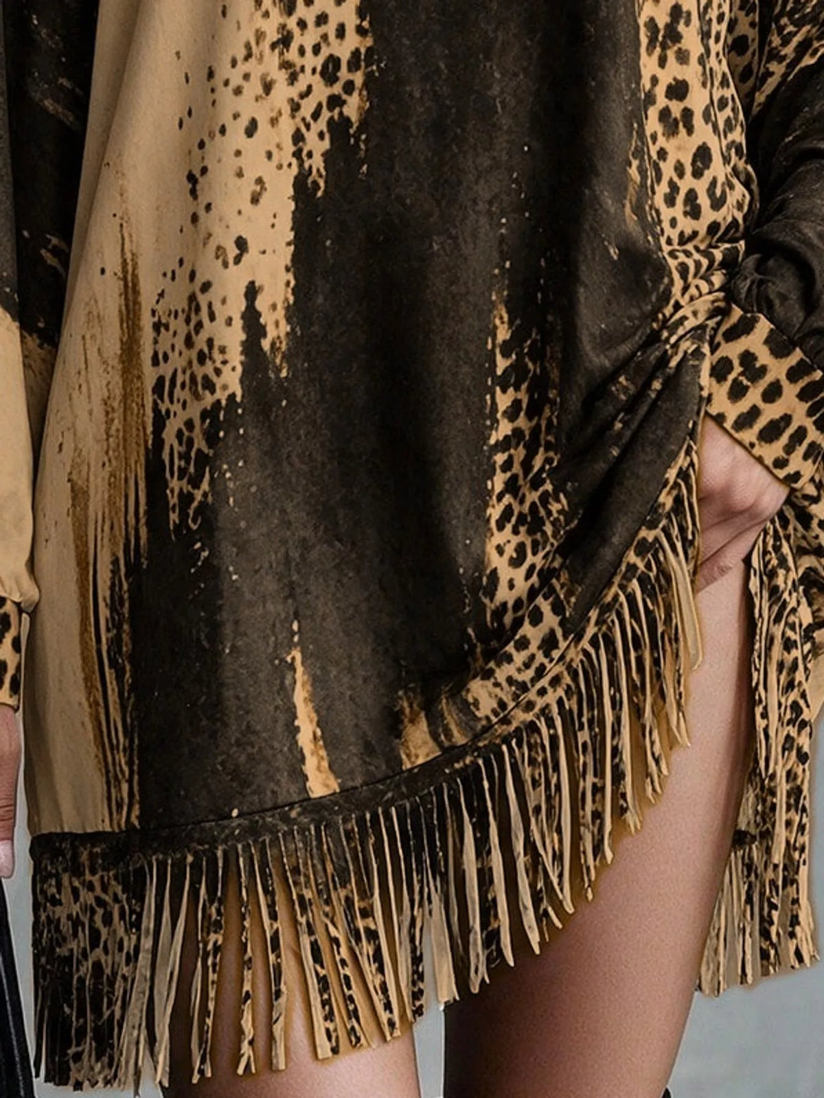 Leopard fringe dress, brown fringe hem detail