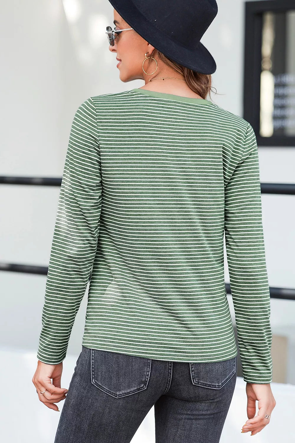 Women's top – product view 9