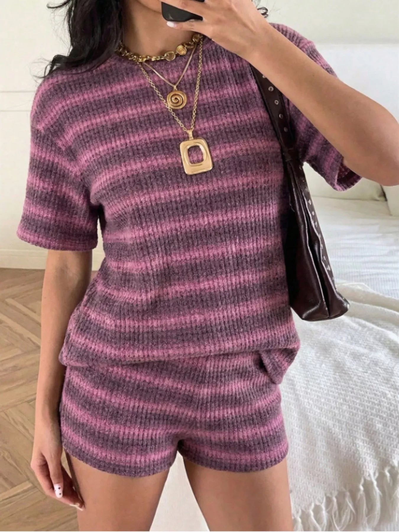 Women's clothing set – product view 1