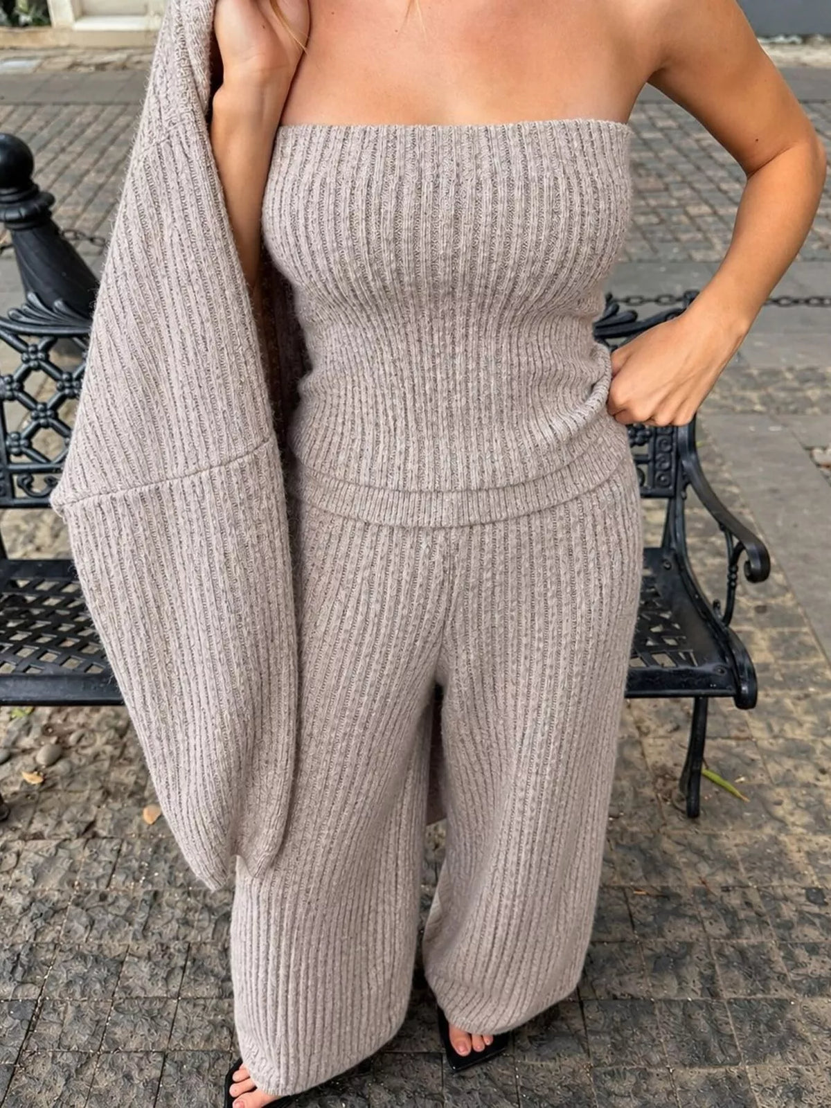 Three-piece knit set, gray tank and pants front