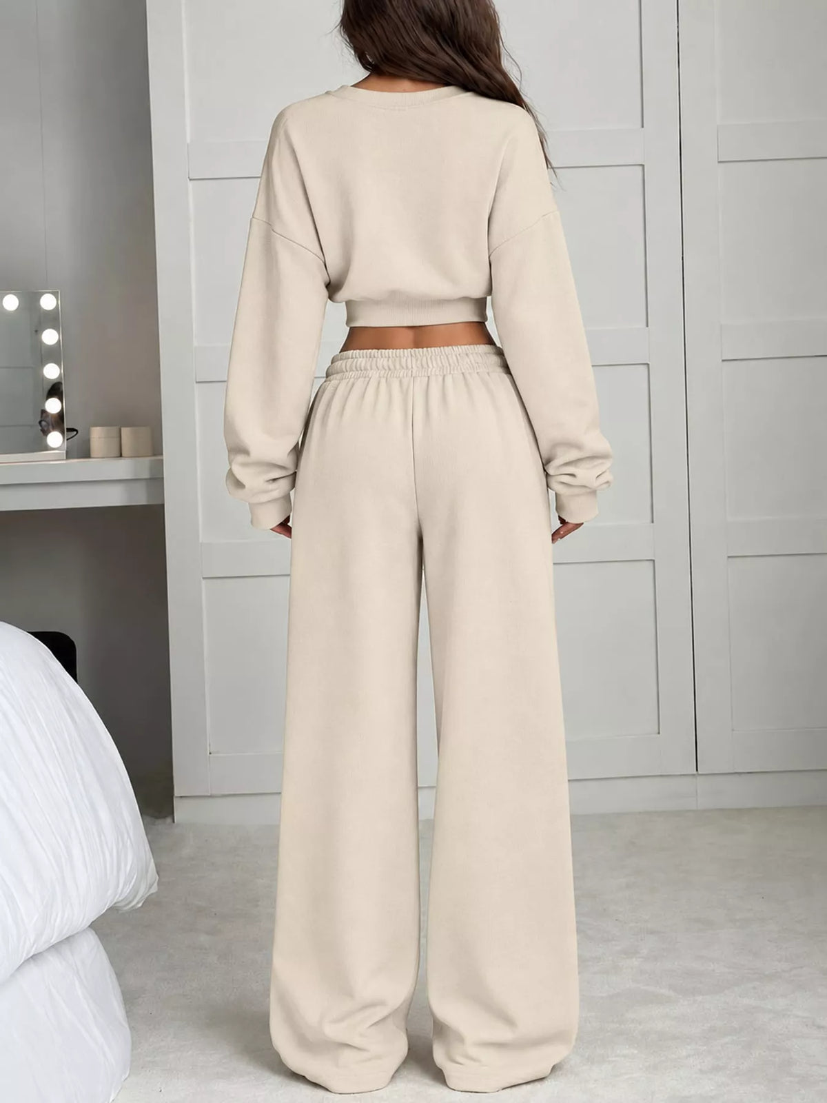 Wide-leg top and pants set, back view