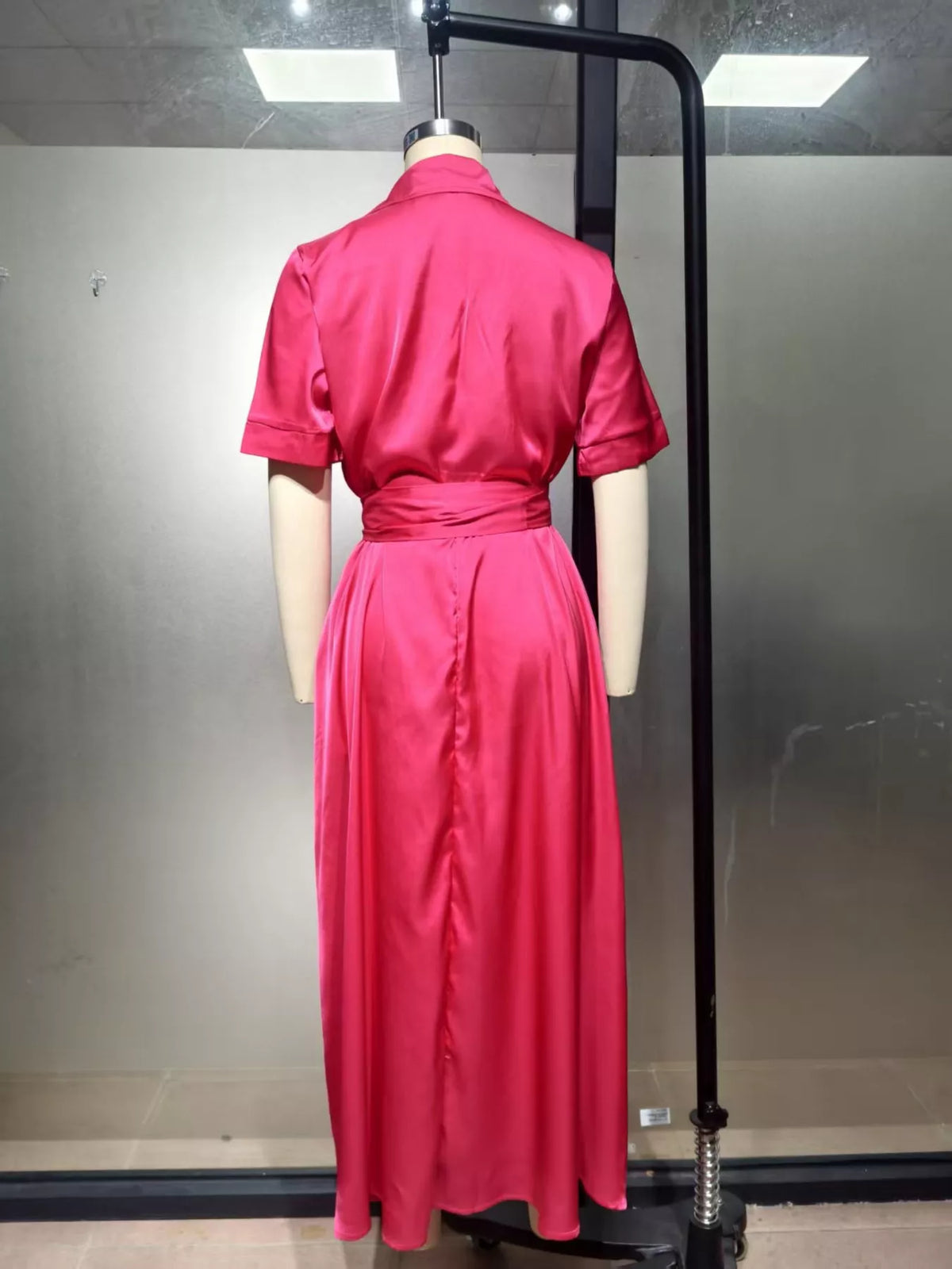 Maxi shirt dress, pink mannequin back